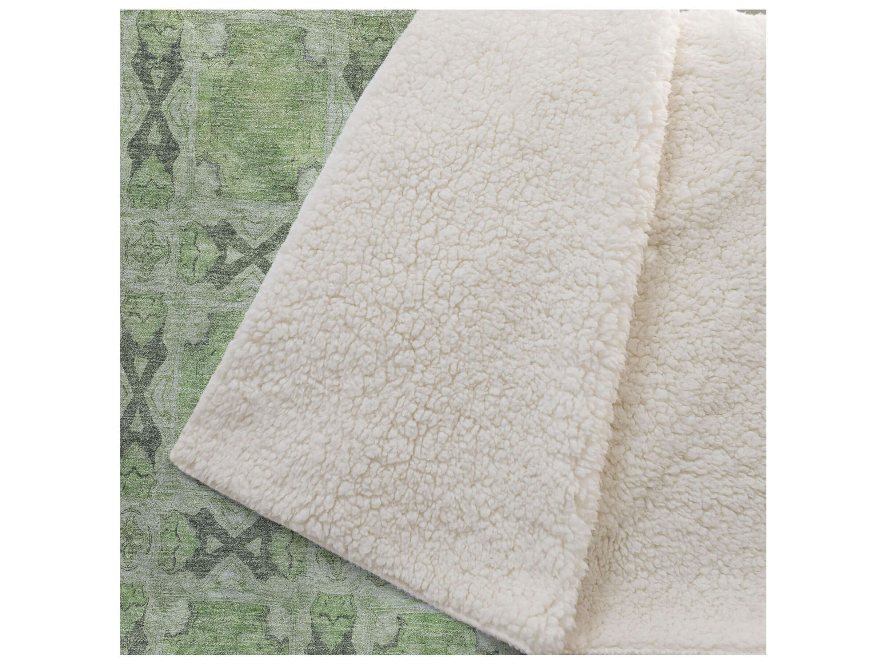 Dalyn Sherpa Green Polyester Throw