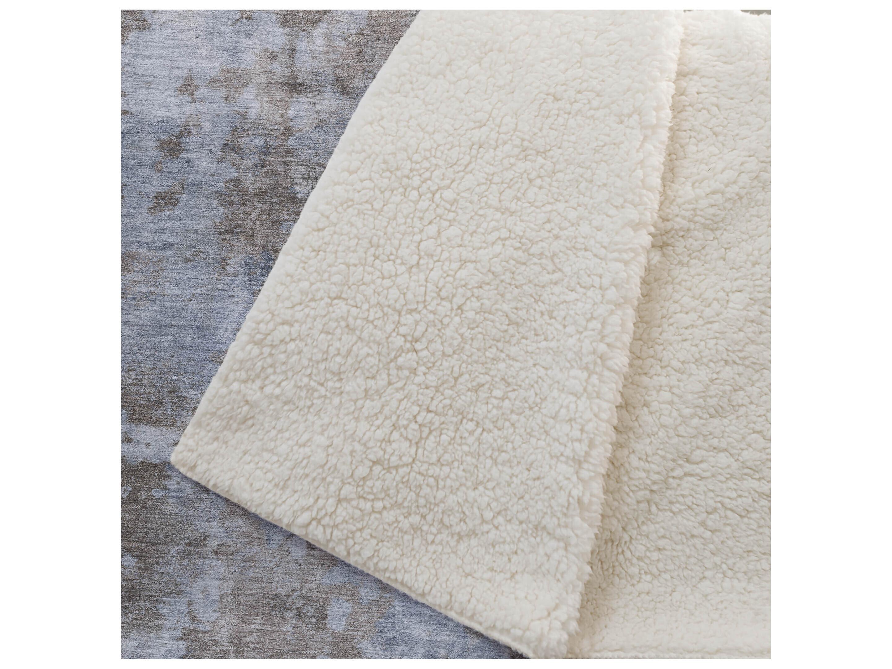 Dalyn Sherpa Brown Polyester Throw