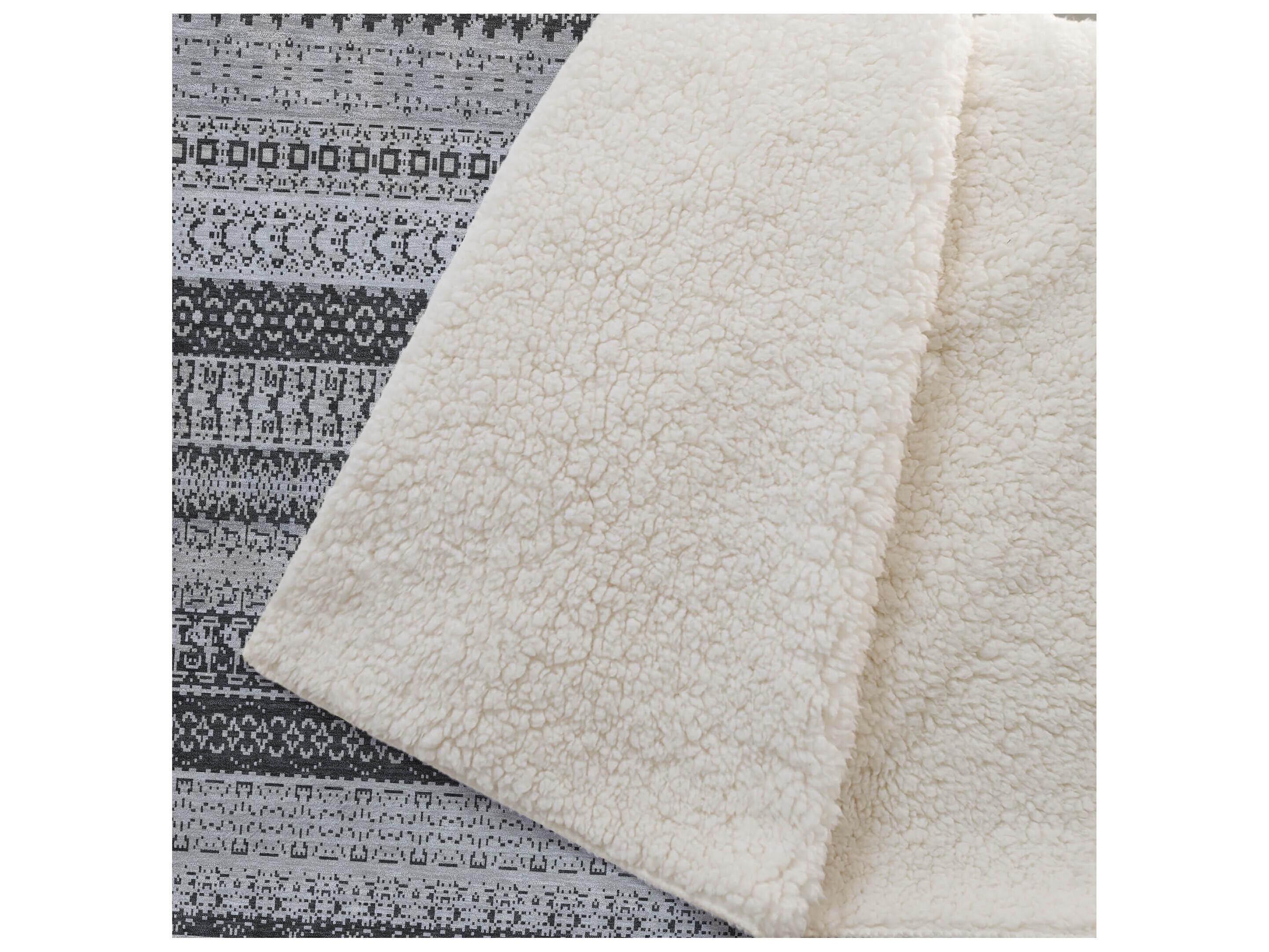 Dalyn Sherpa Black Polyester Throw