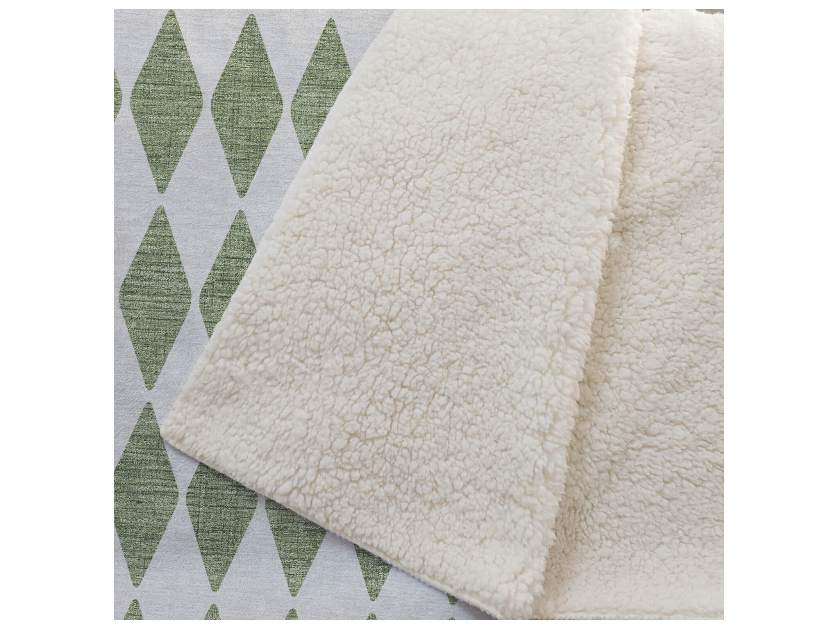 Dalyn Sherpa Green Polyester Throw