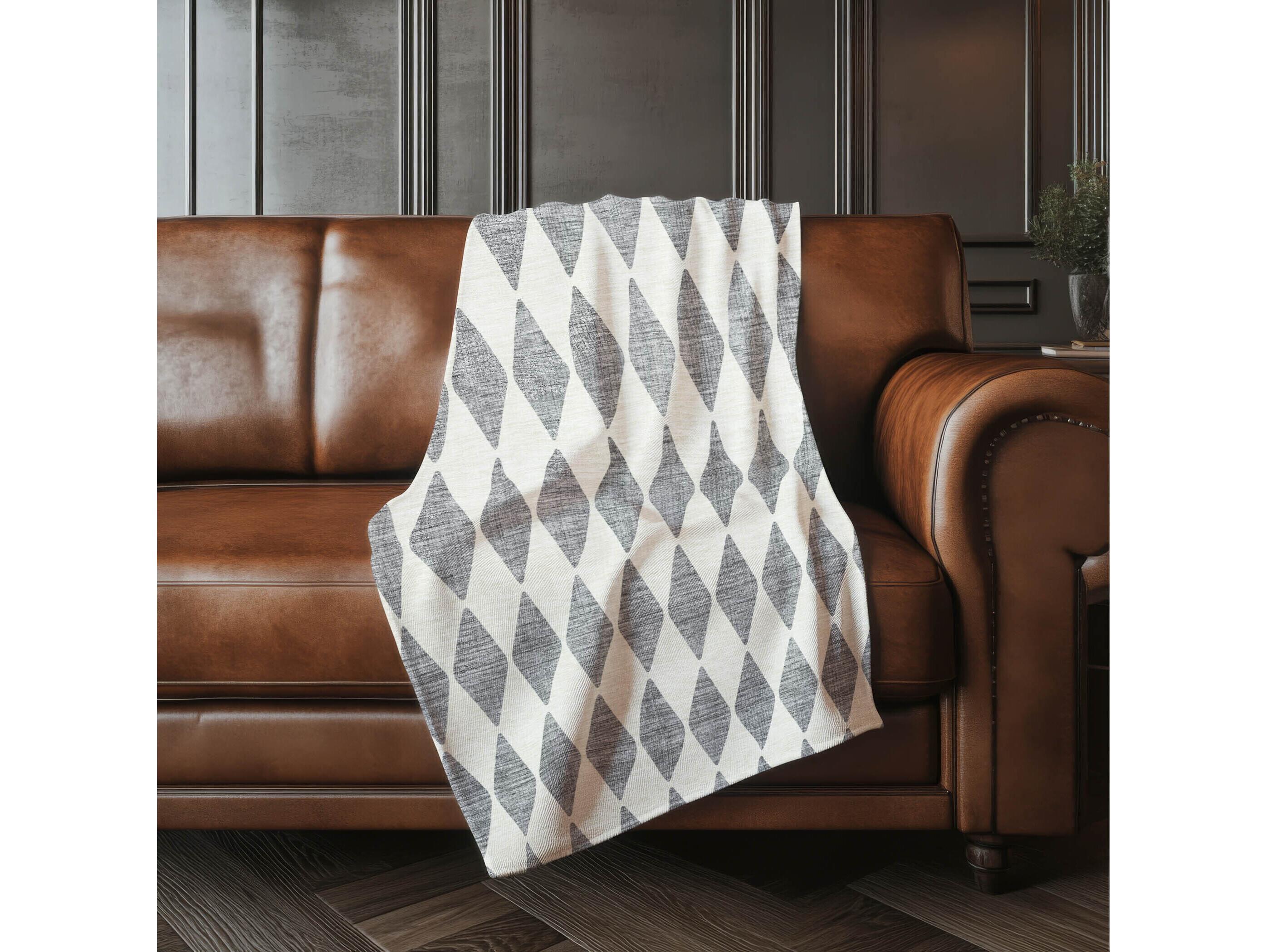 Dalyn Sherpa Gray Polyester Throw