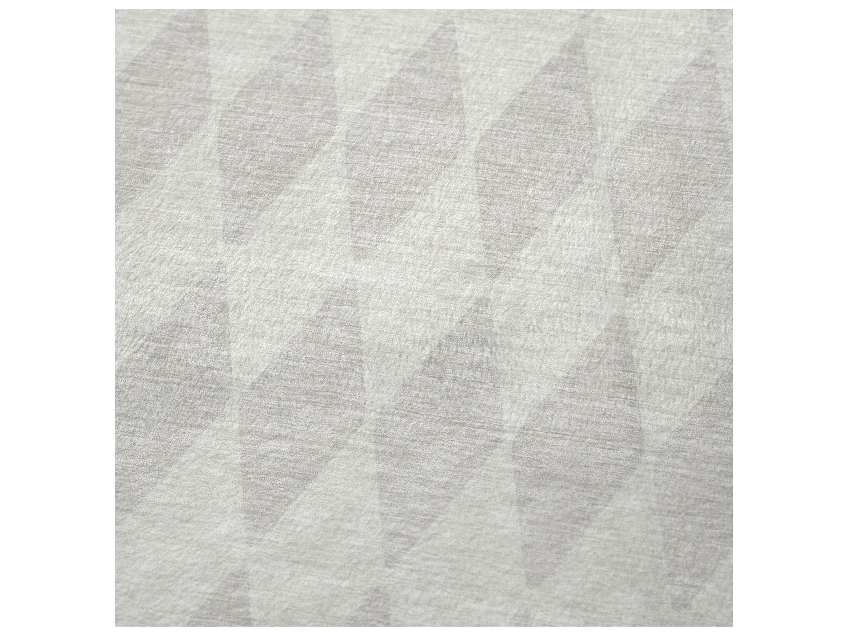 Dalyn Sherpa Ivory Polyester Throw