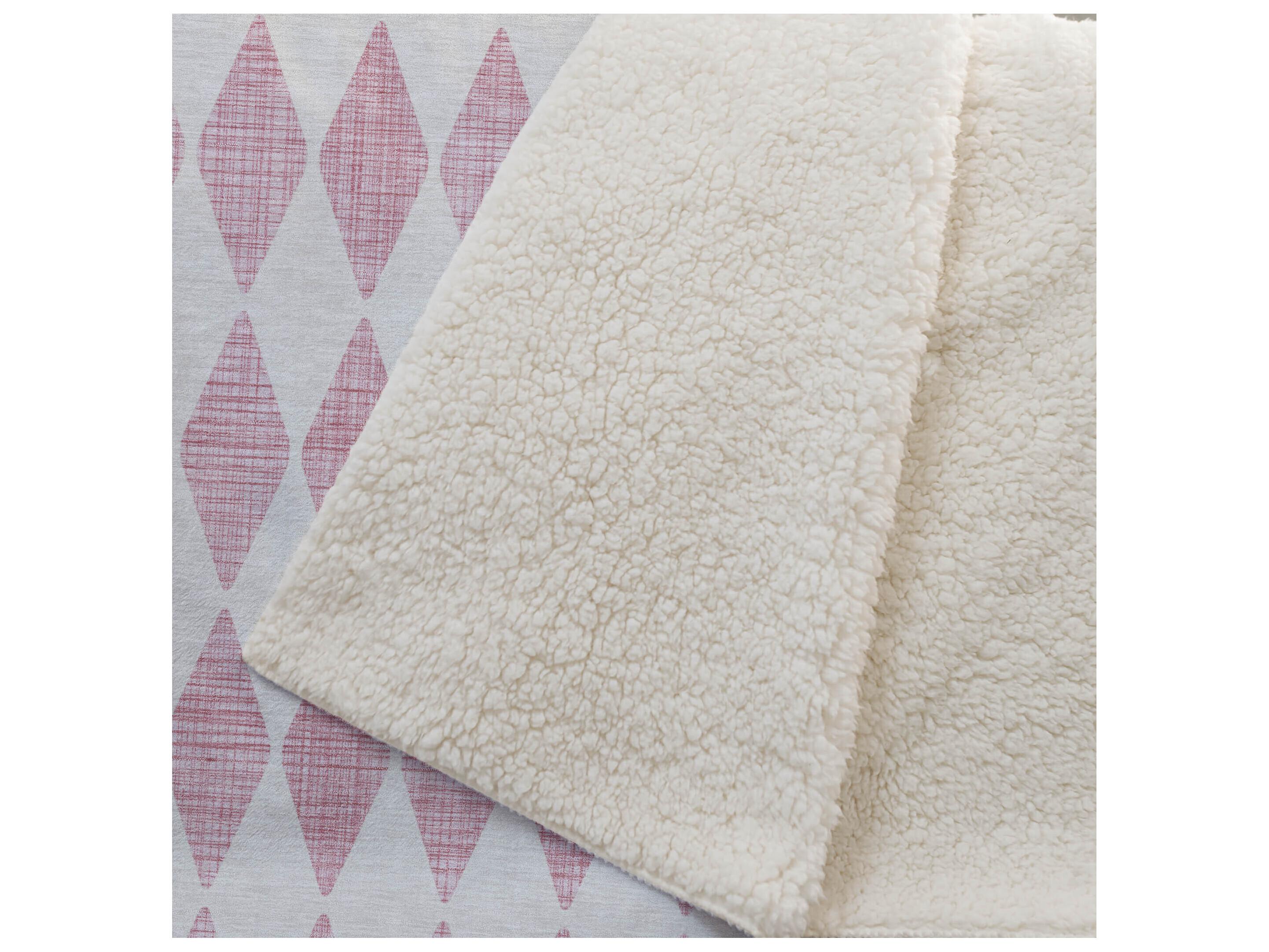 Dalyn Sherpa Pink Polyester Throw