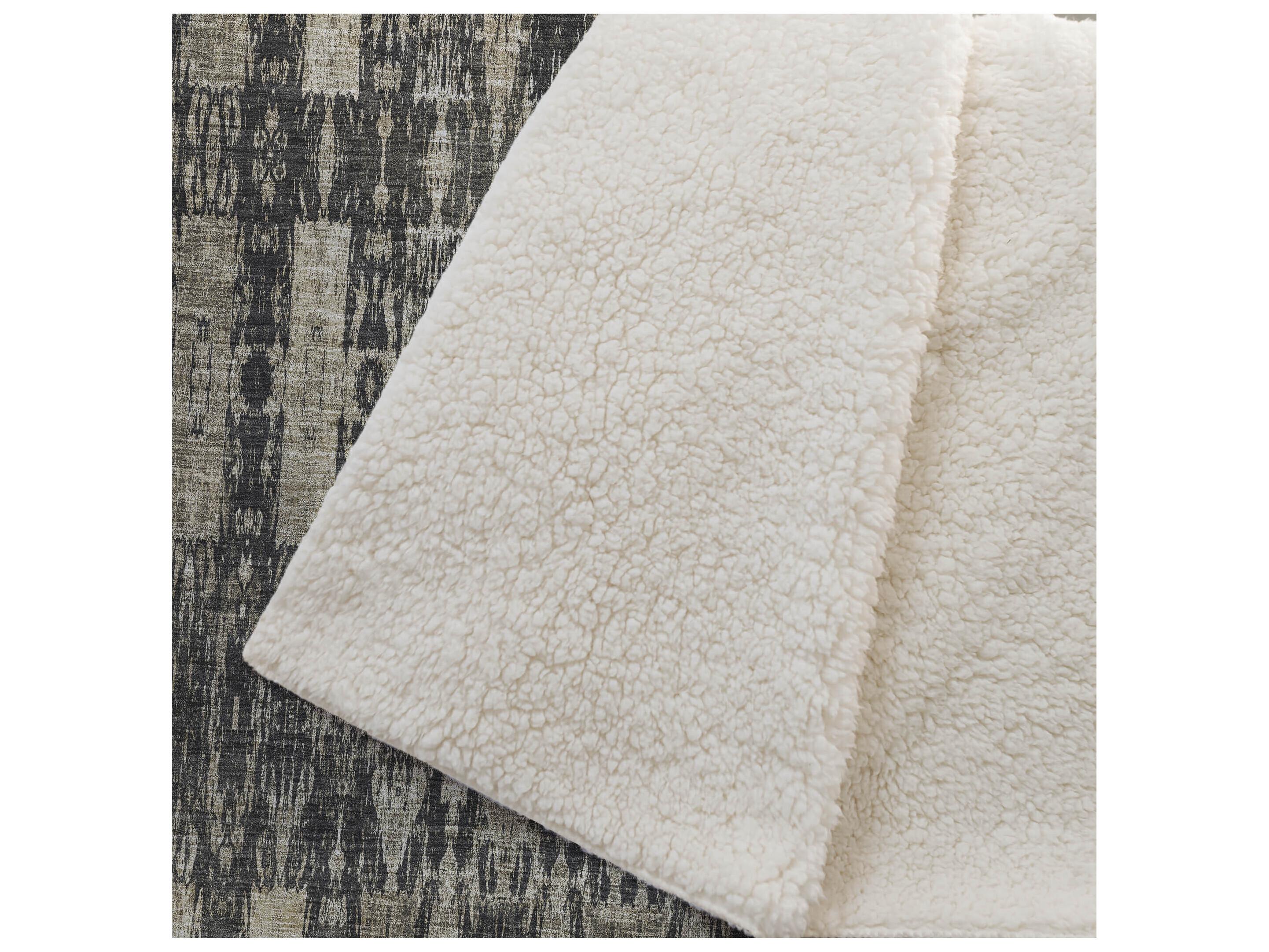 Dalyn Sherpa Black Polyester Throw