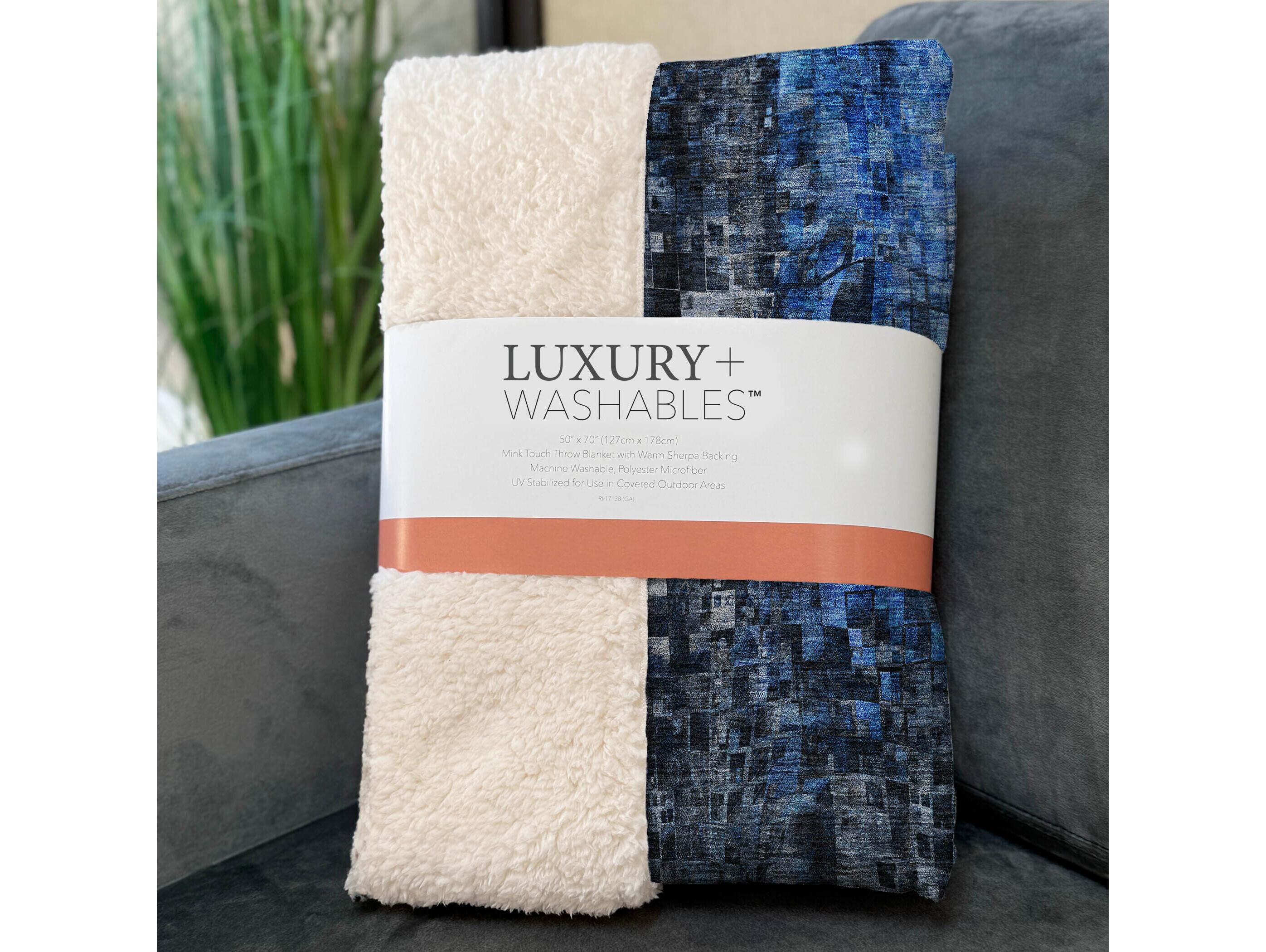 Dalyn Sherpa Blue Polyester Throw