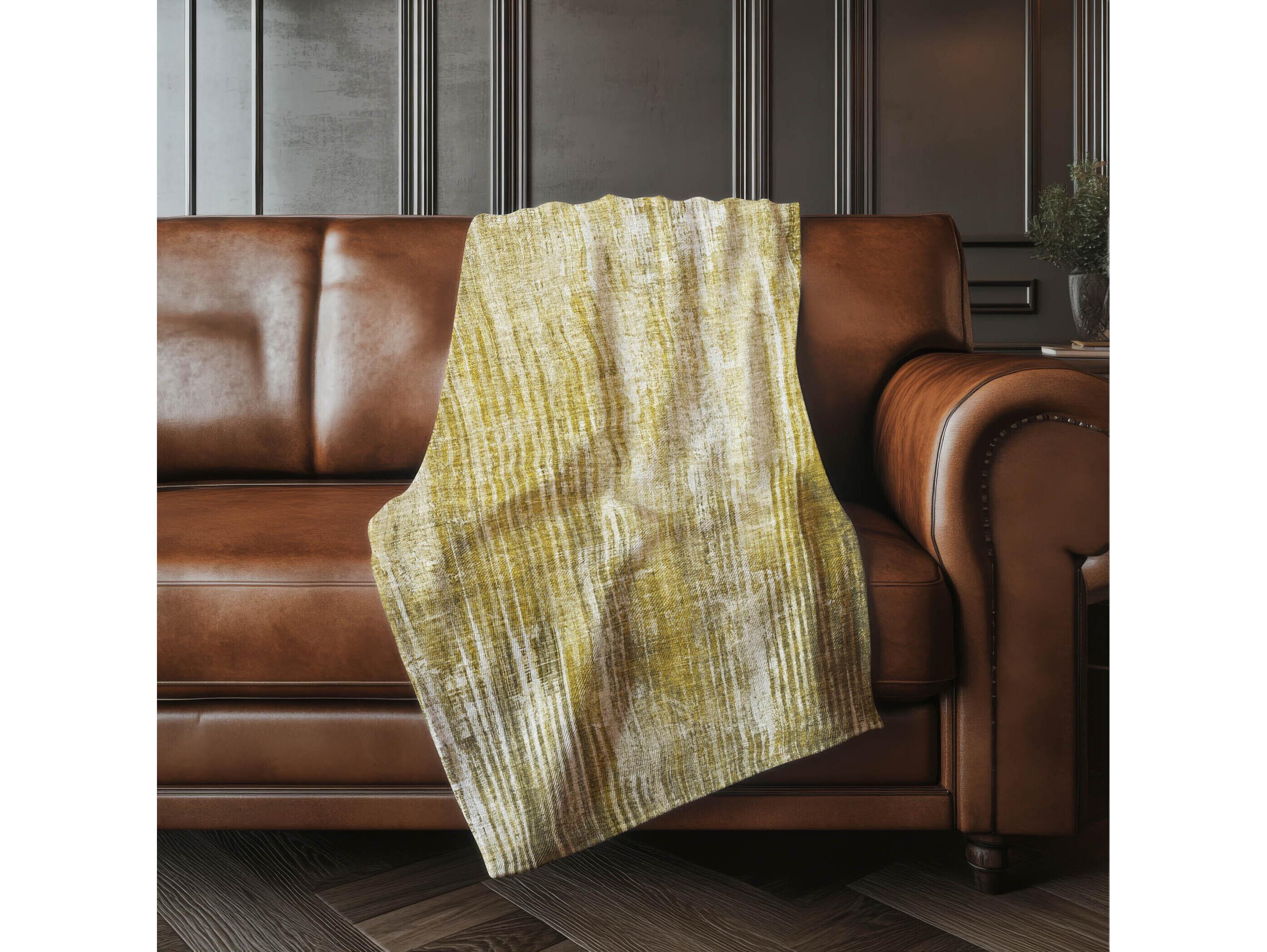 Dalyn Sherpa Brown Polyester Throw