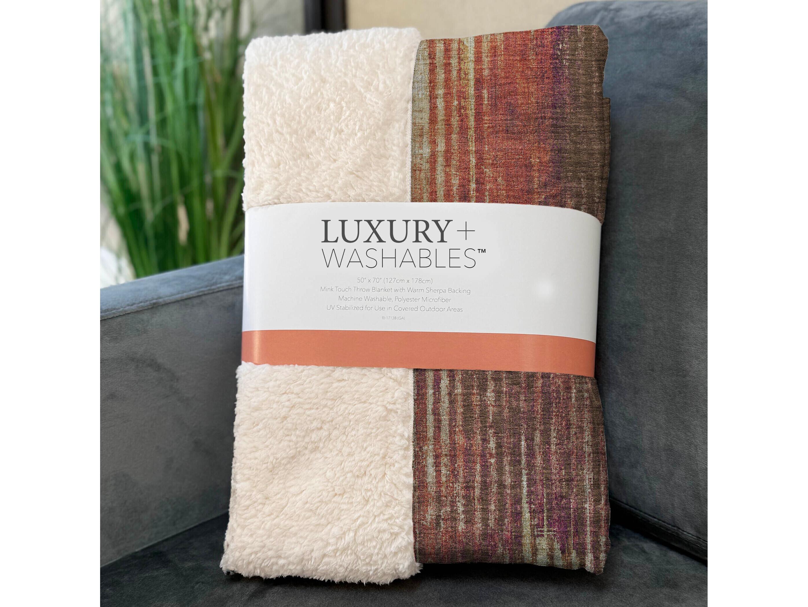 Dalyn Sherpa Orange Polyester Throw