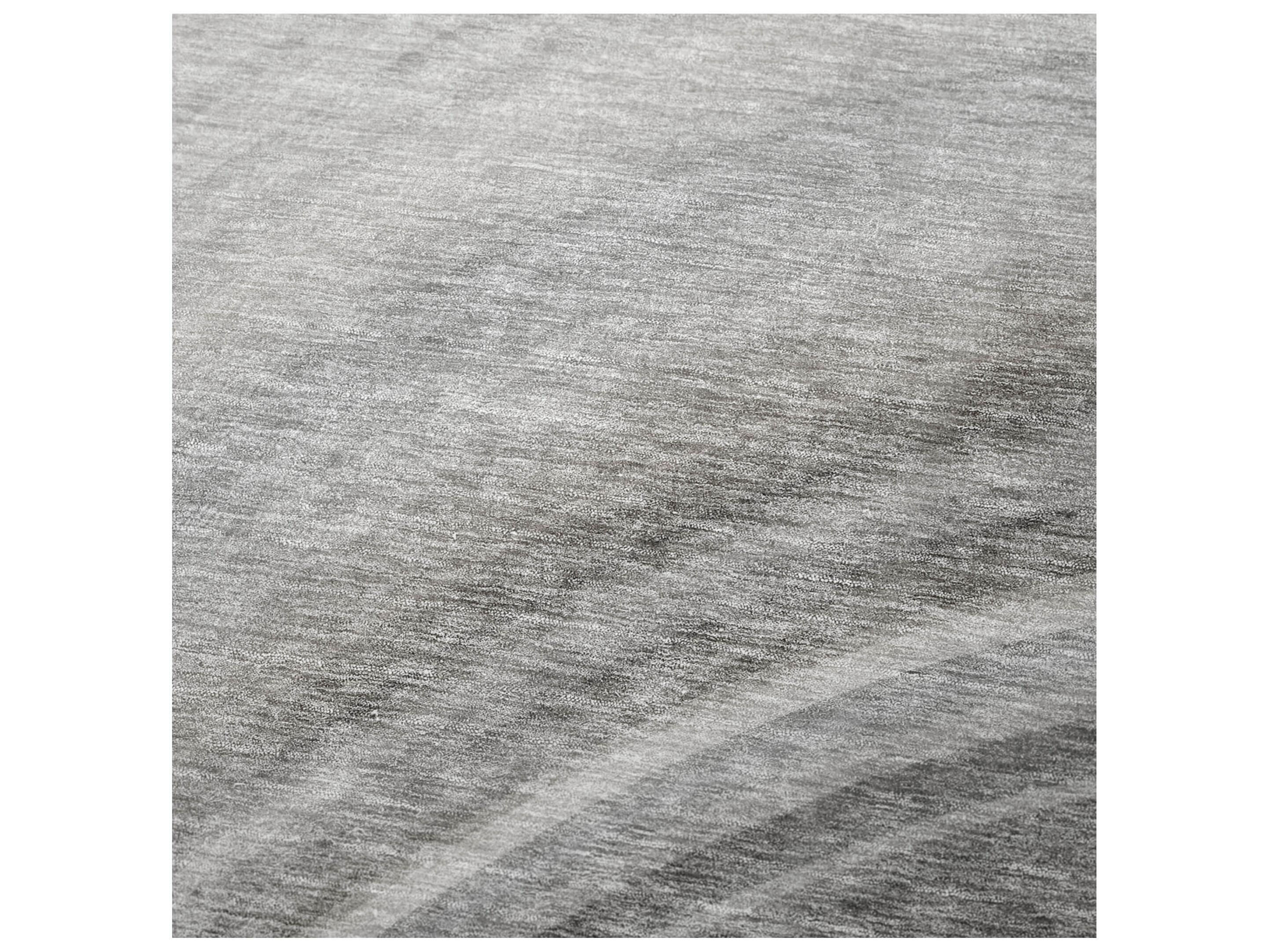 Dalyn Sherpa Gray Polyester Throw