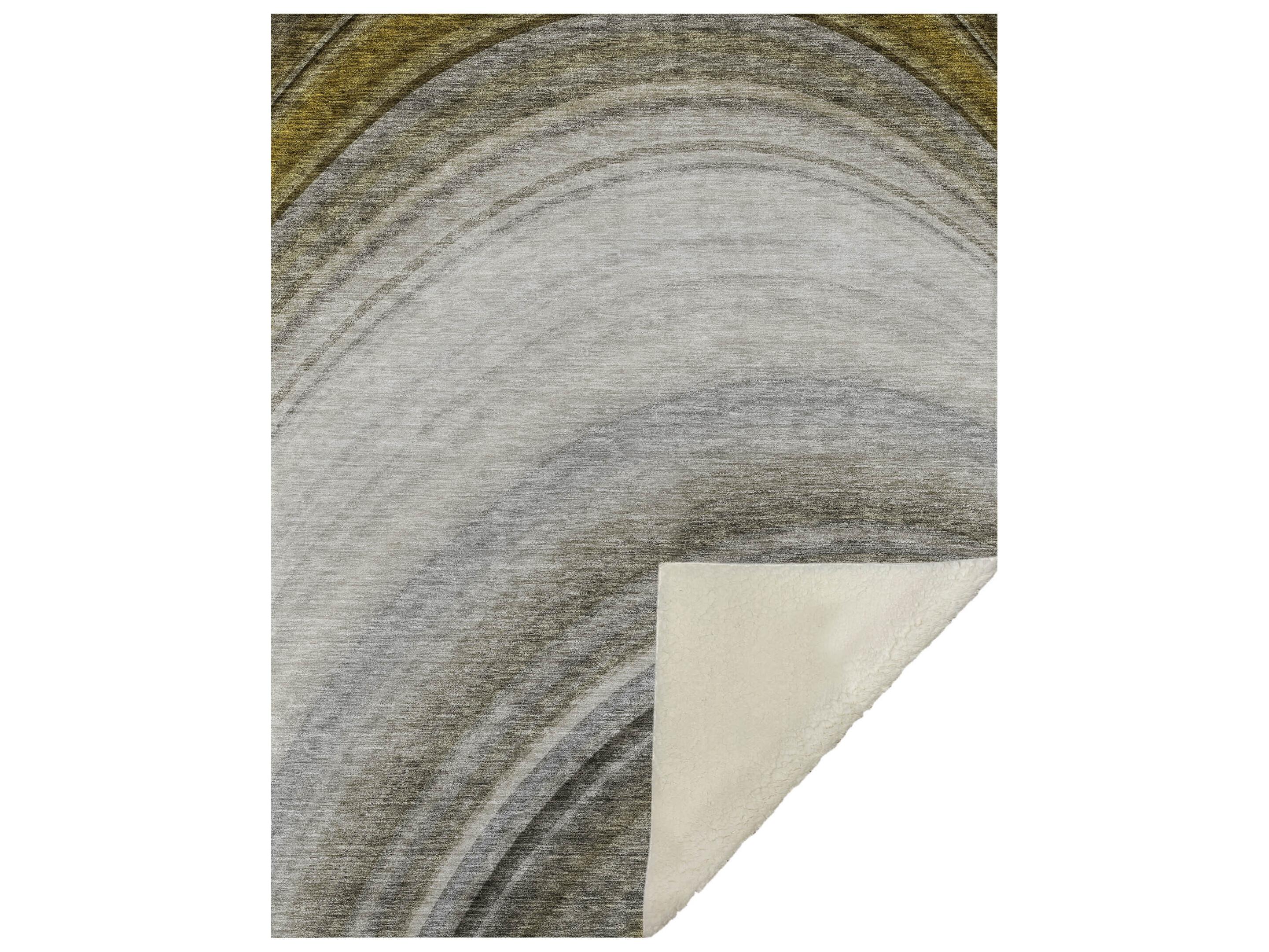 Dalyn Sherpa Brown Polyester Throw