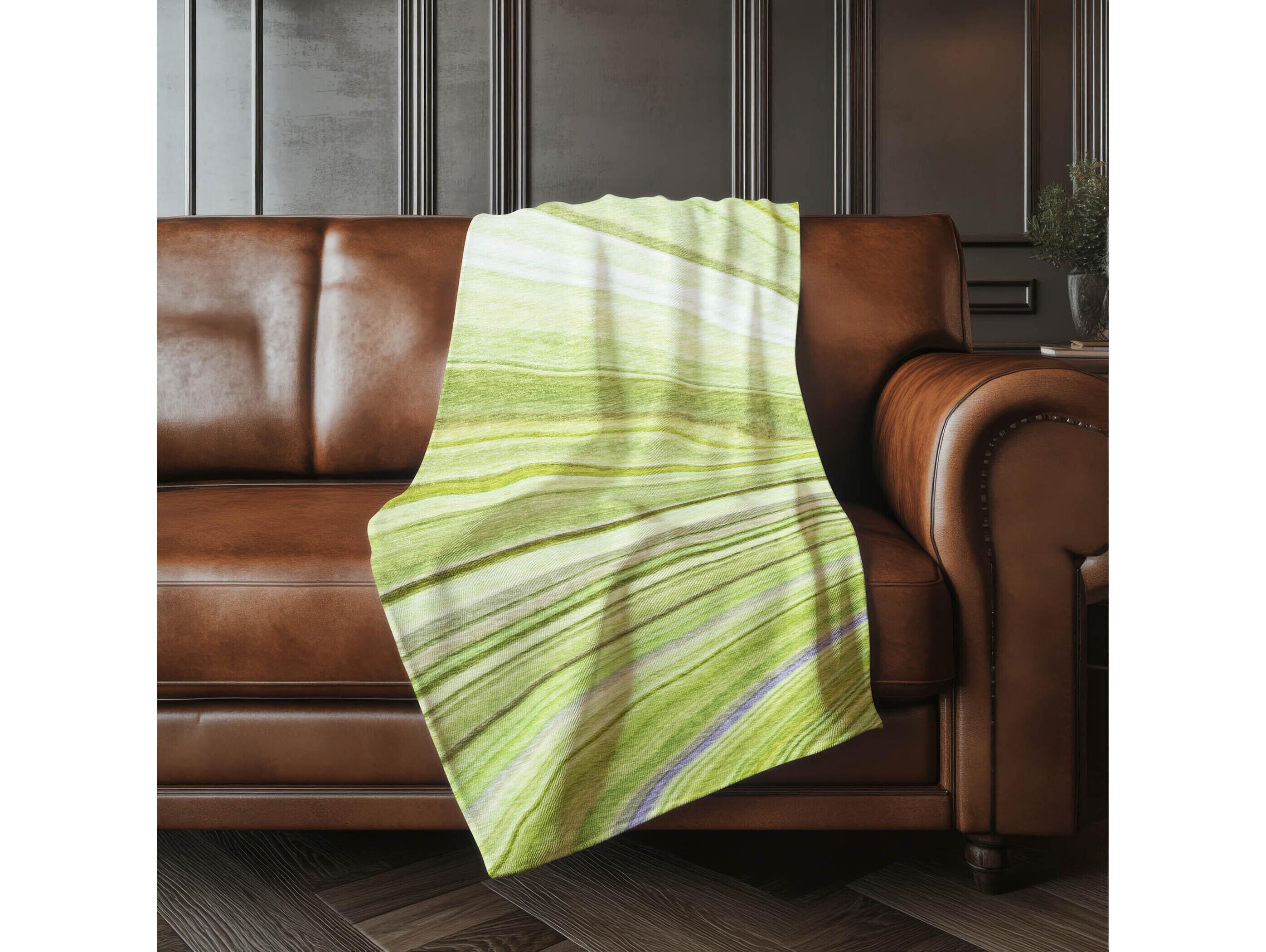 Dalyn Sherpa Green Polyester Throw