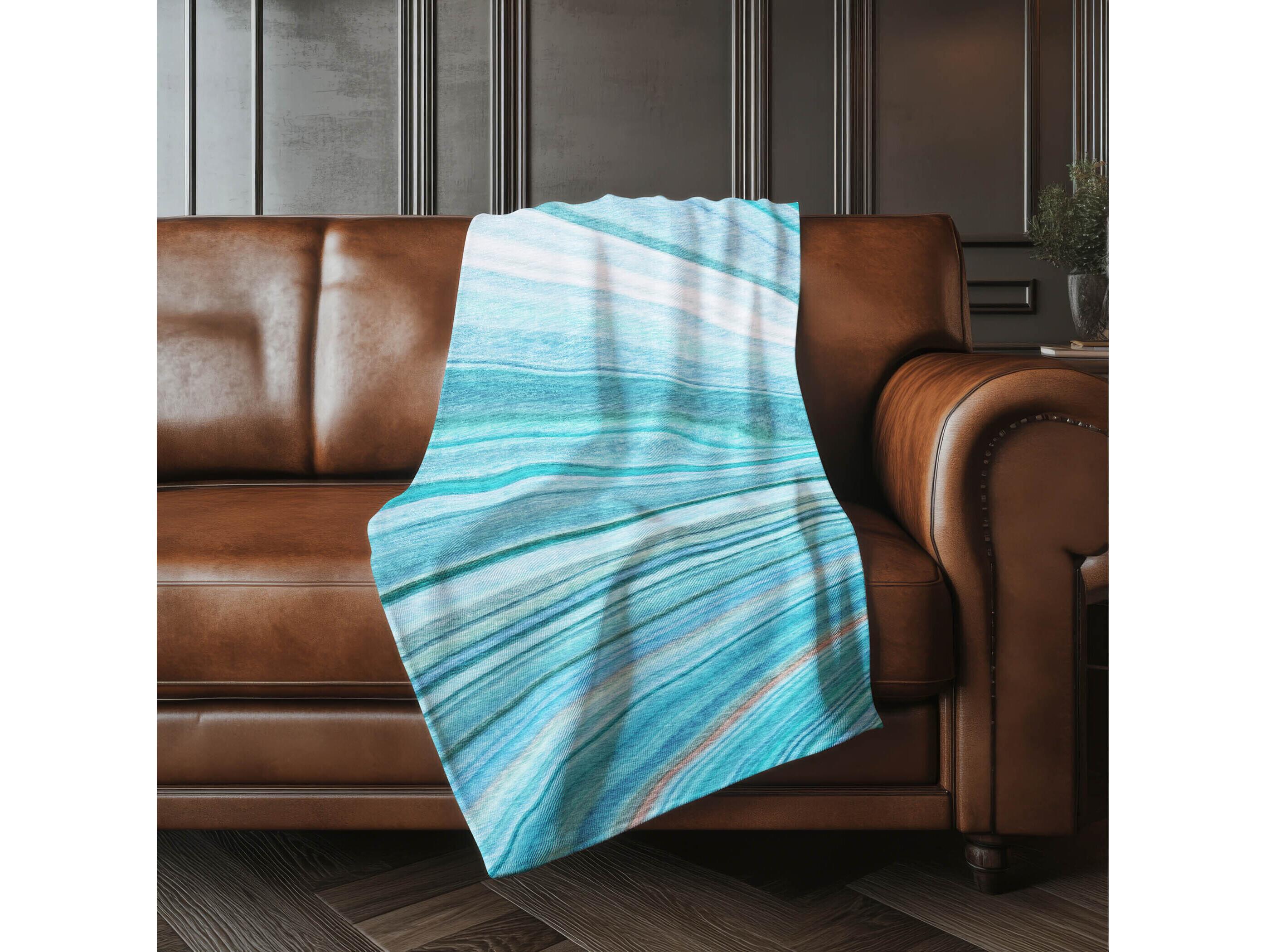 Dalyn Sherpa Teal Polyester Throw