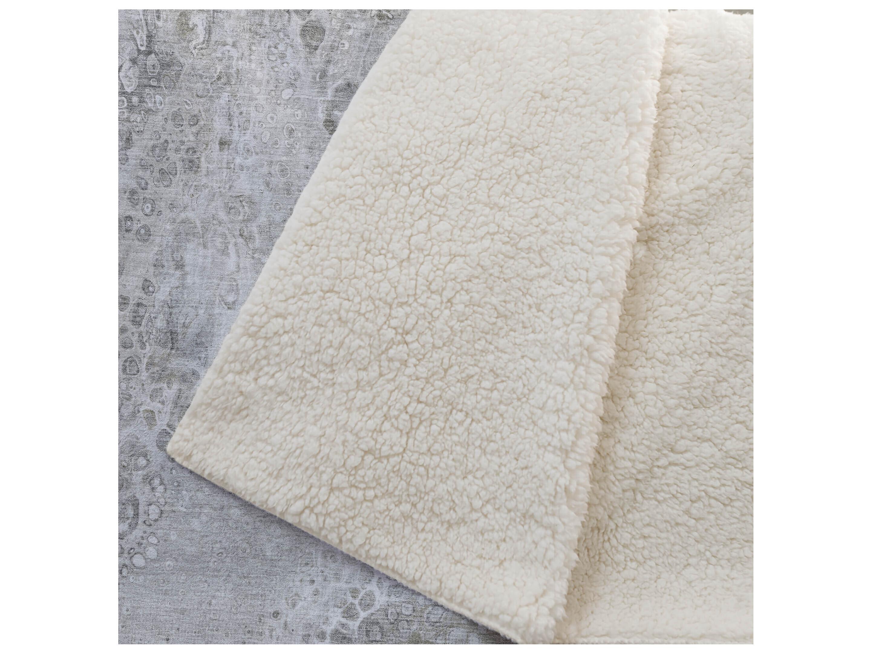 Dalyn Sherpa Gray Polyester Throw