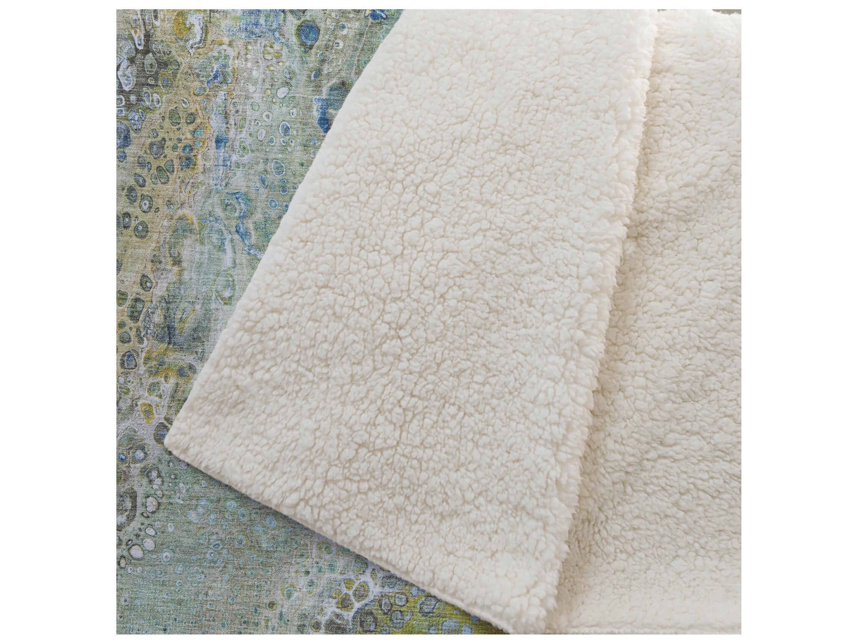 Dalyn Sherpa Teal Polyester Throw