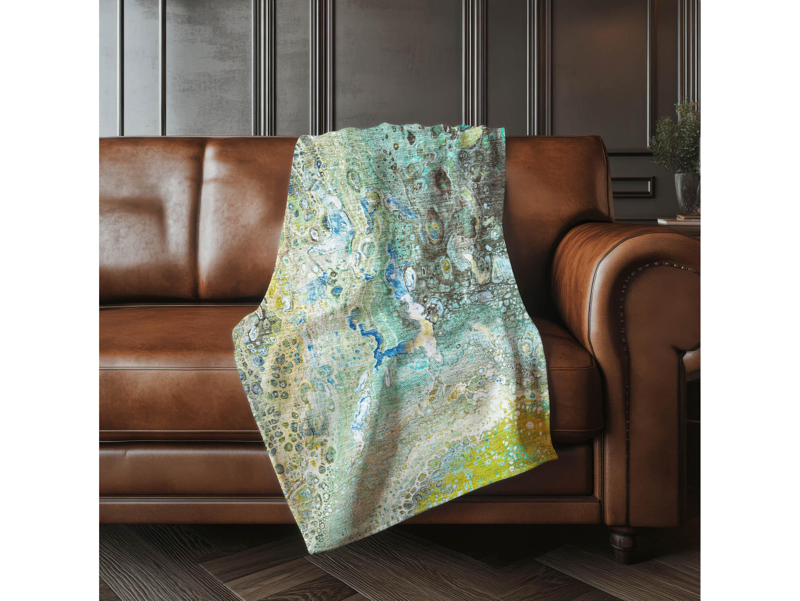 Dalyn Sherpa Teal Polyester Throw