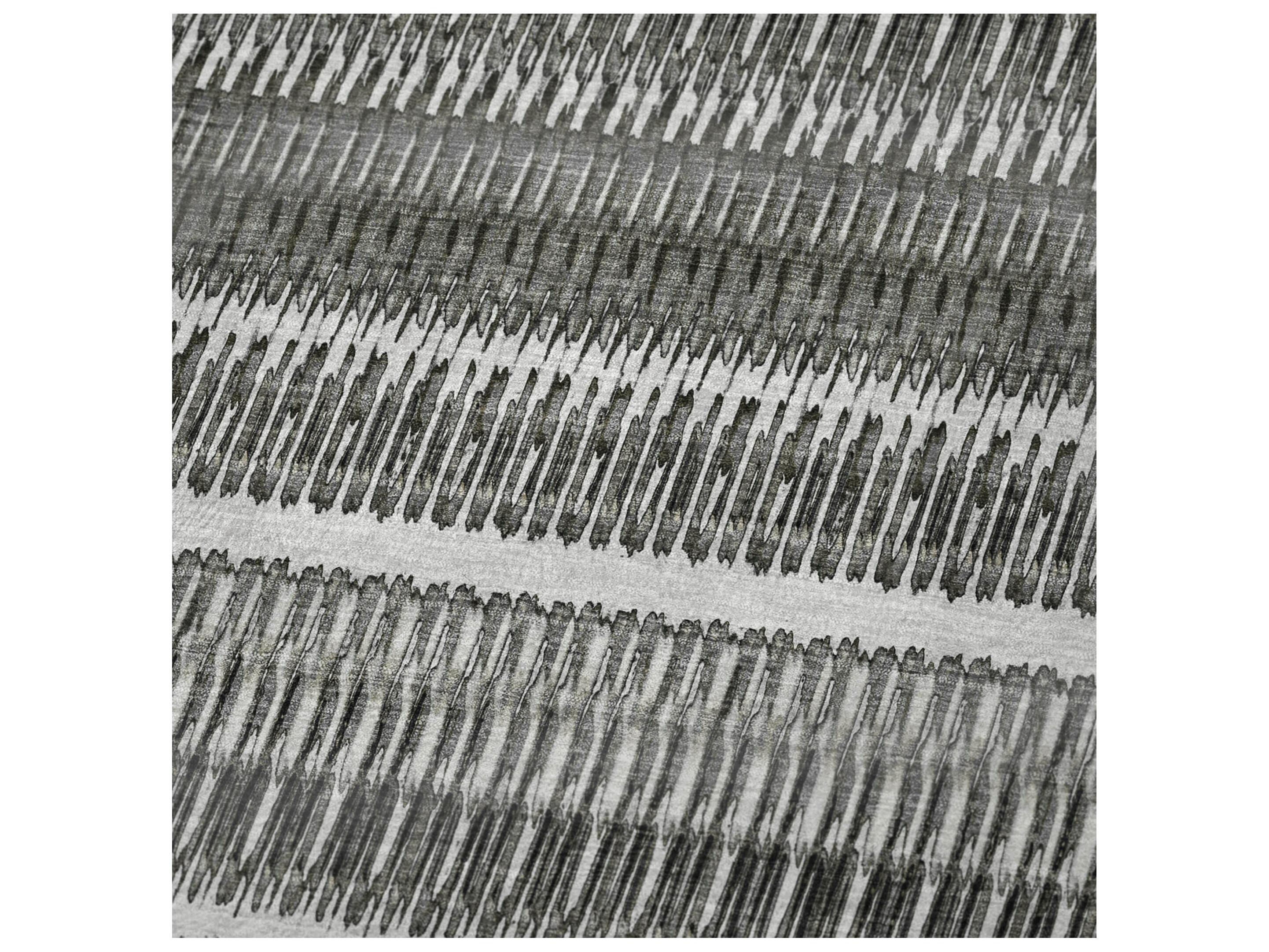 Dalyn Sherpa Gray Polyester Throw