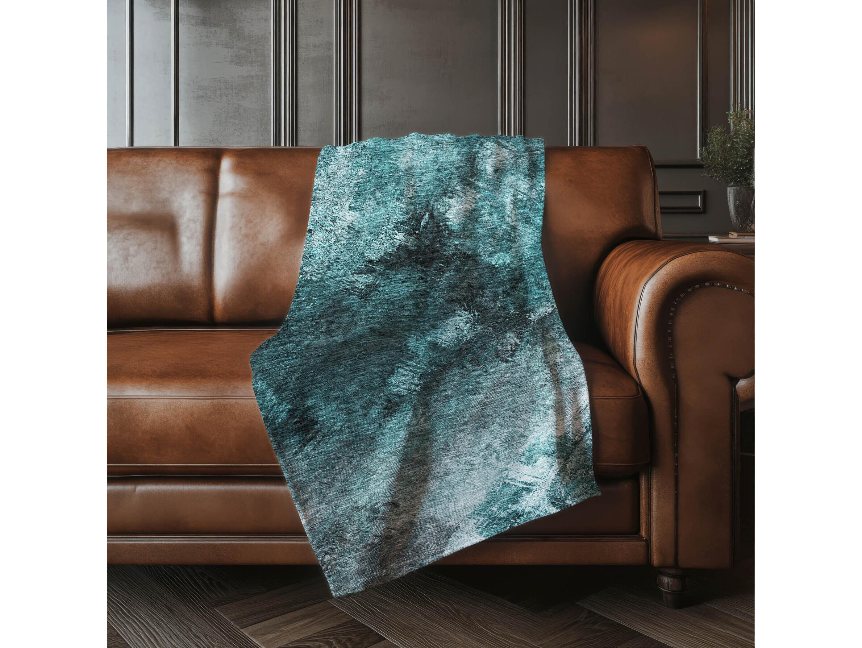 Dalyn Sherpa Teal Polyester Throw