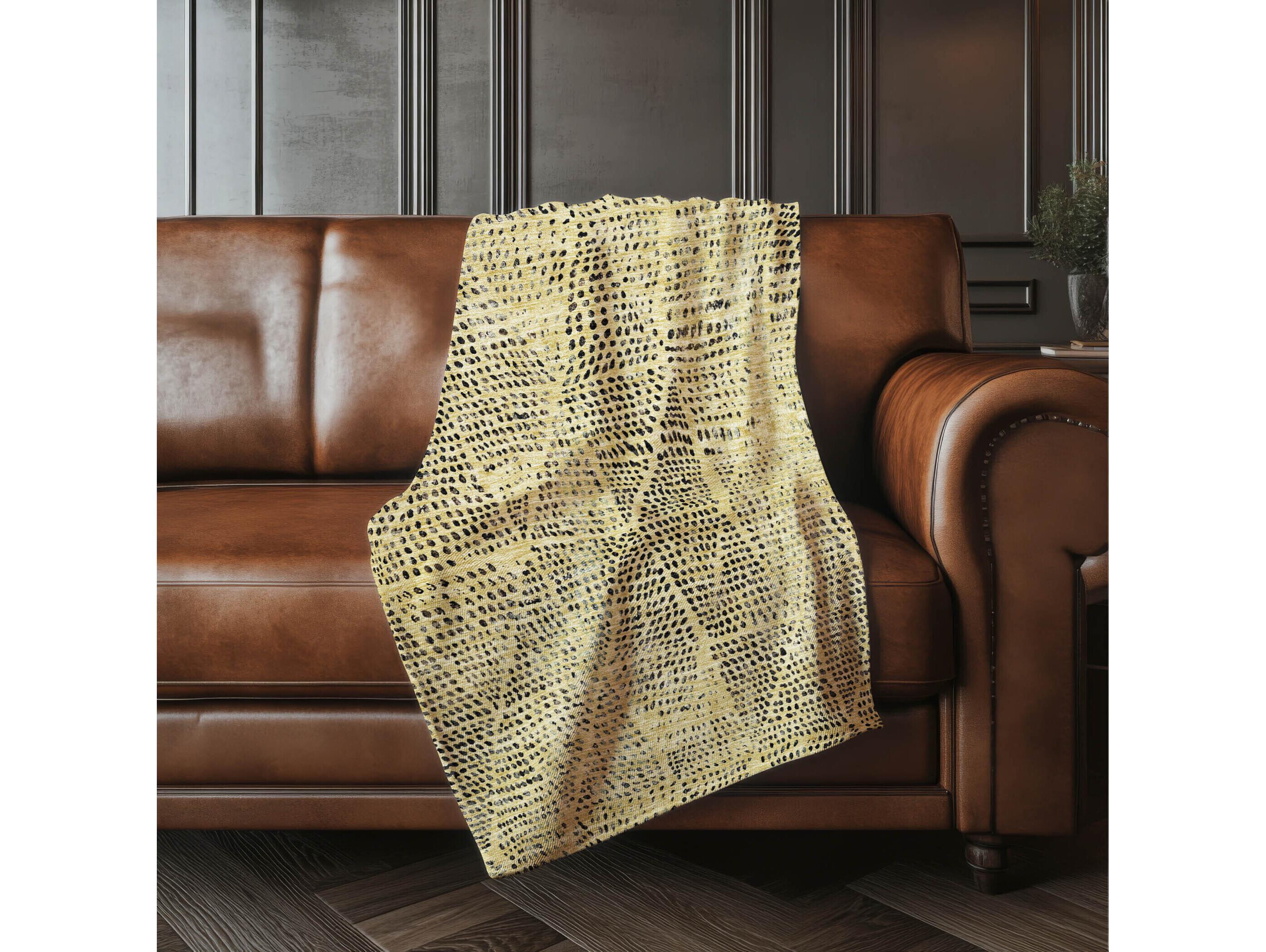 Dalyn Sherpa Gold Polyester Throw