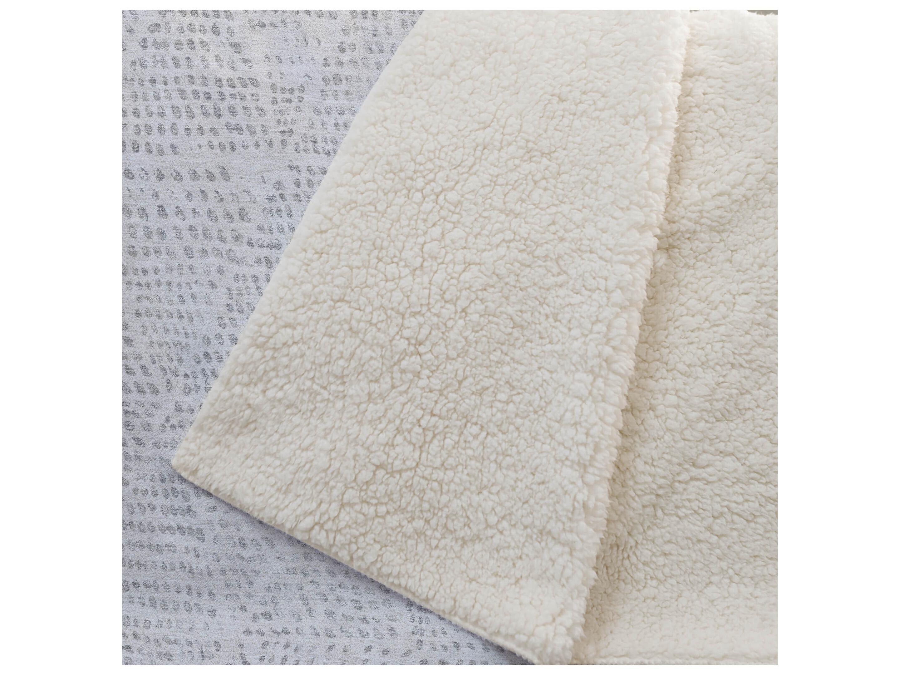 Dalyn Sherpa Gray Polyester Throw