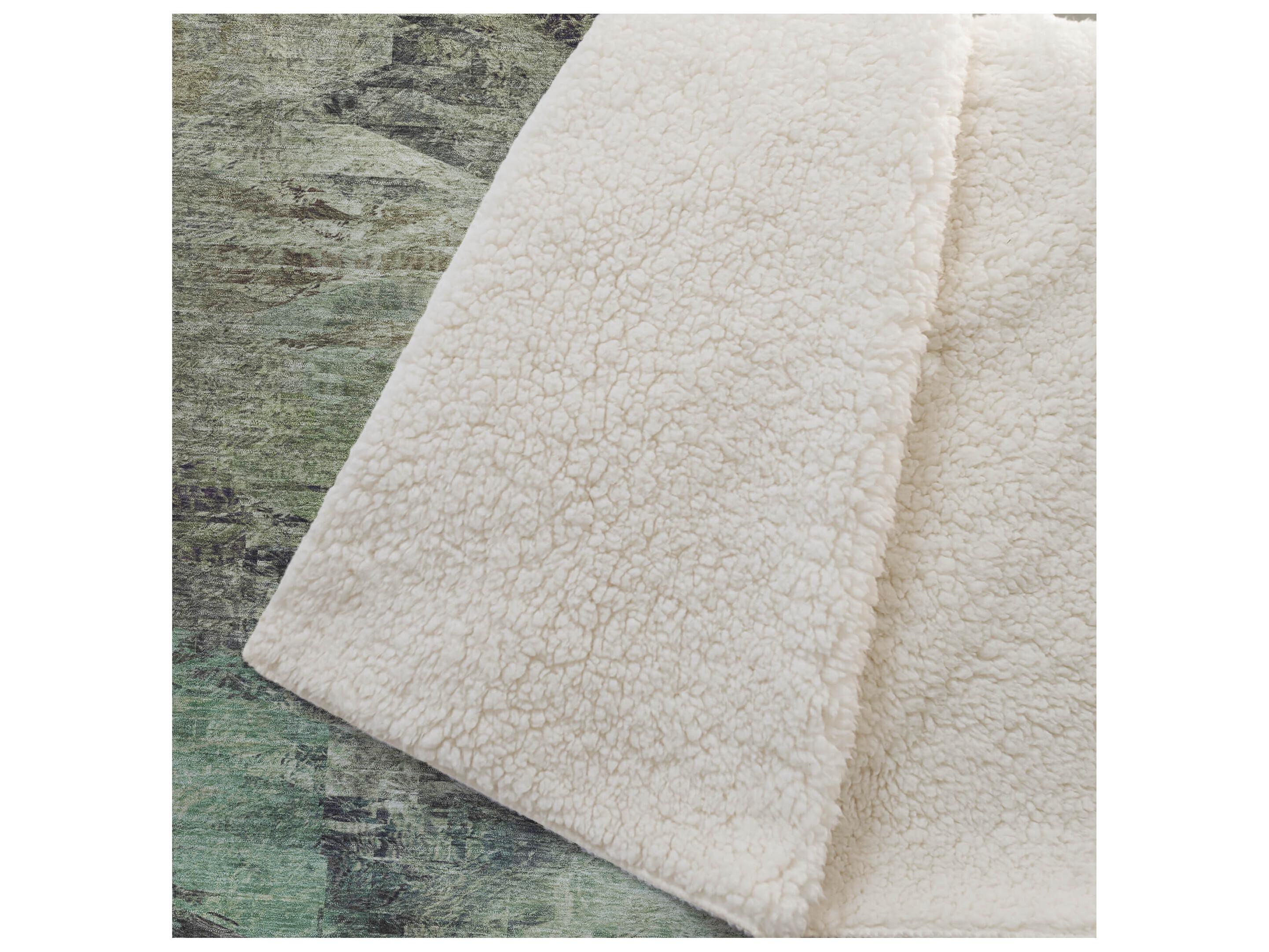 Dalyn Sherpa Brown Polyester Throw