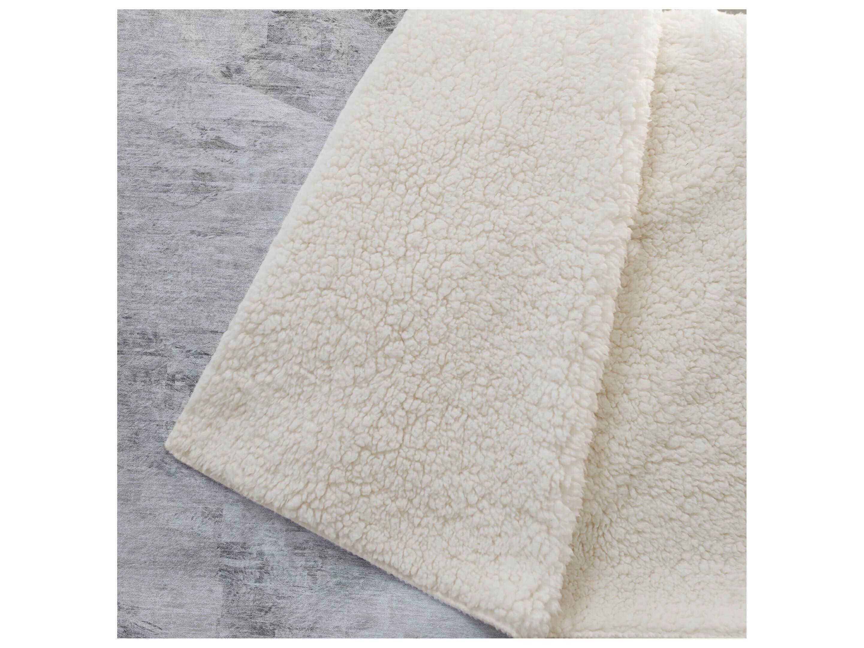 Dalyn Sherpa Gray Polyester Throw