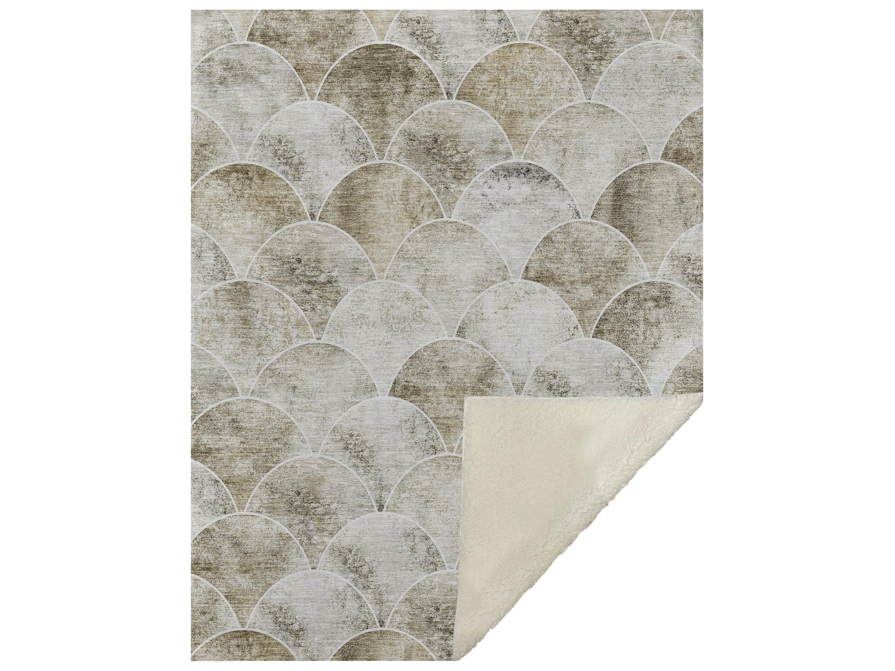 Dalyn Sherpa Brown Polyester Throw