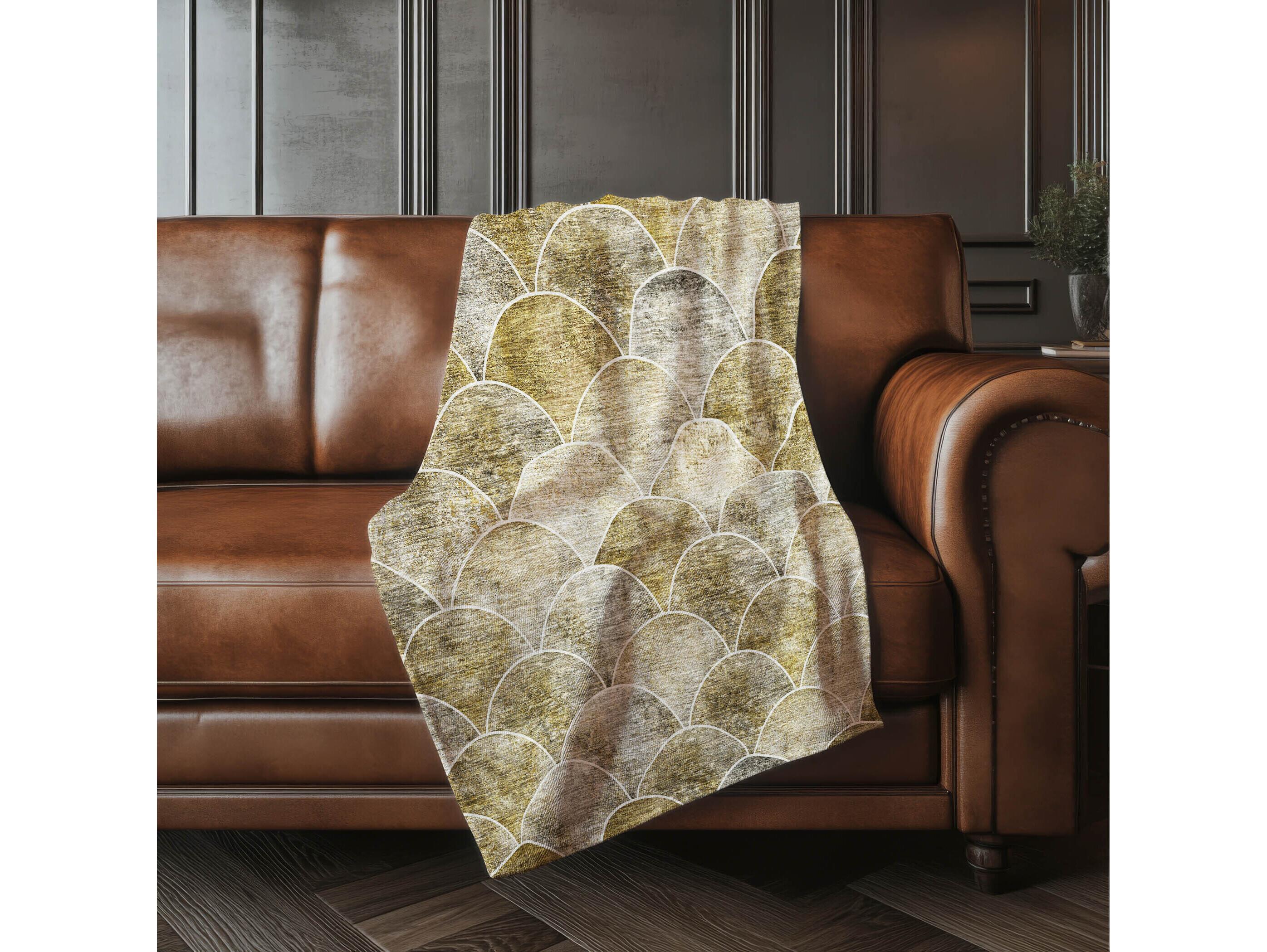 Dalyn Sherpa Brown Polyester Throw