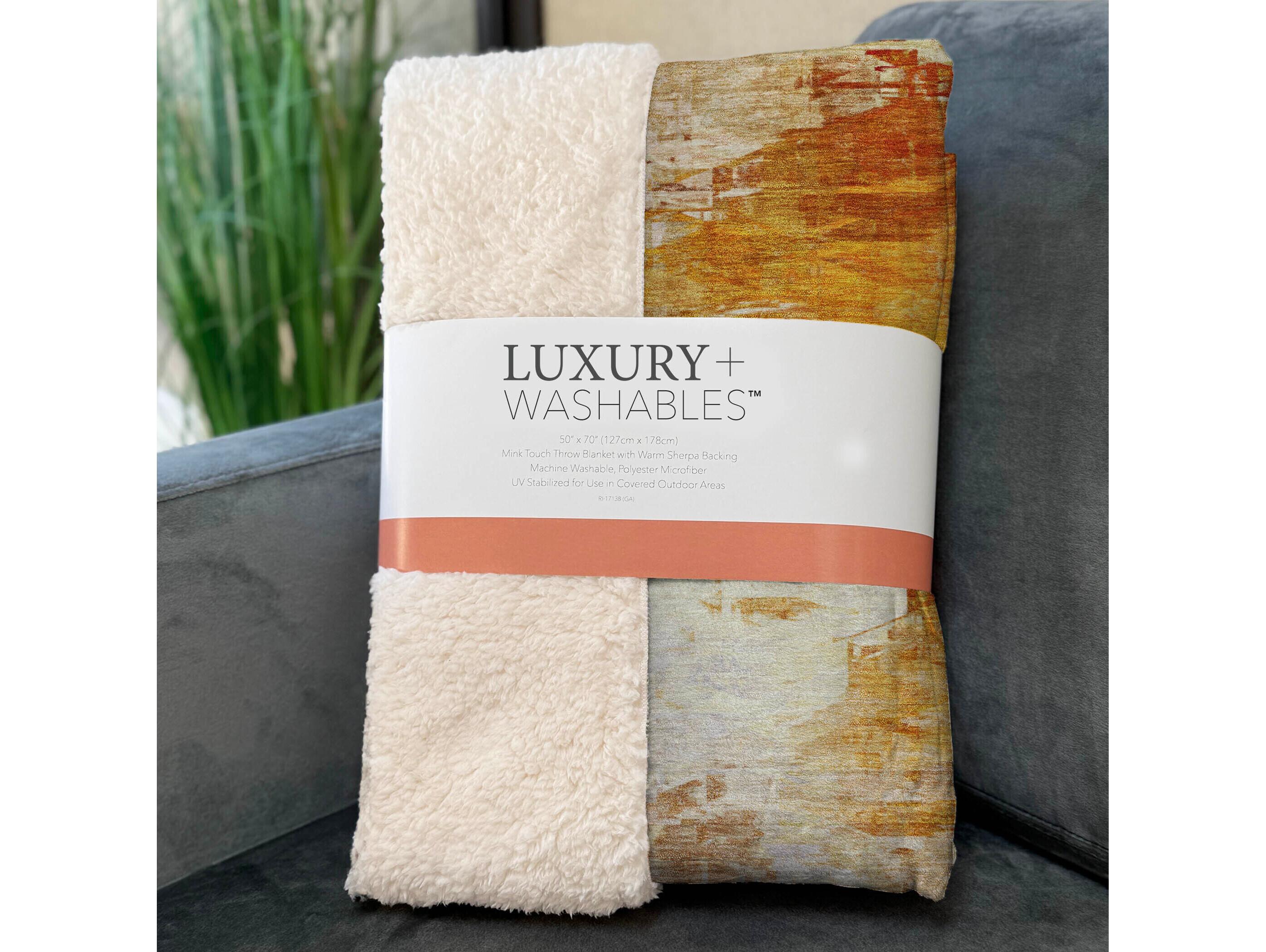 Dalyn Sherpa Orange Polyester Throw