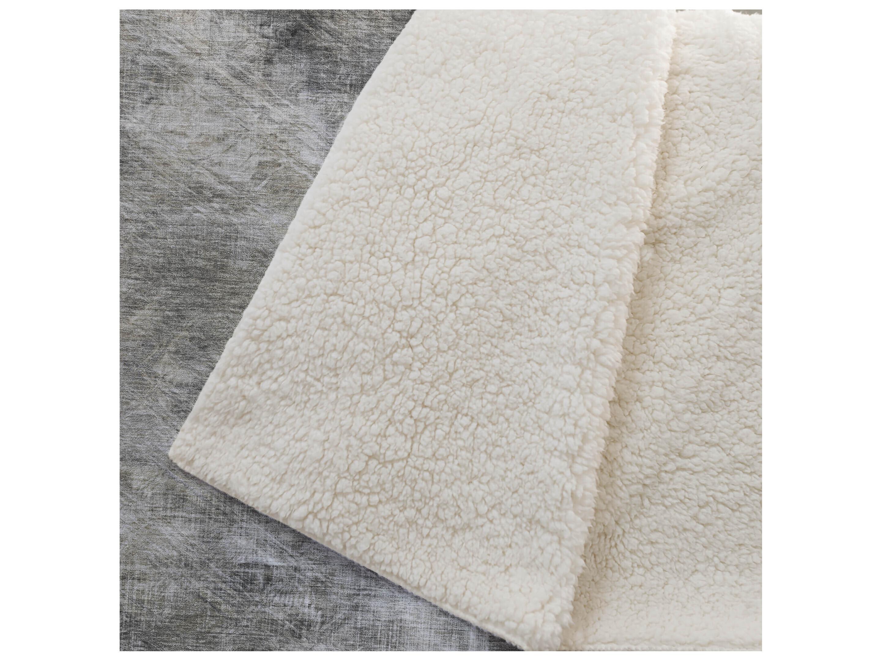 Dalyn Sherpa Brown Polyester Throw