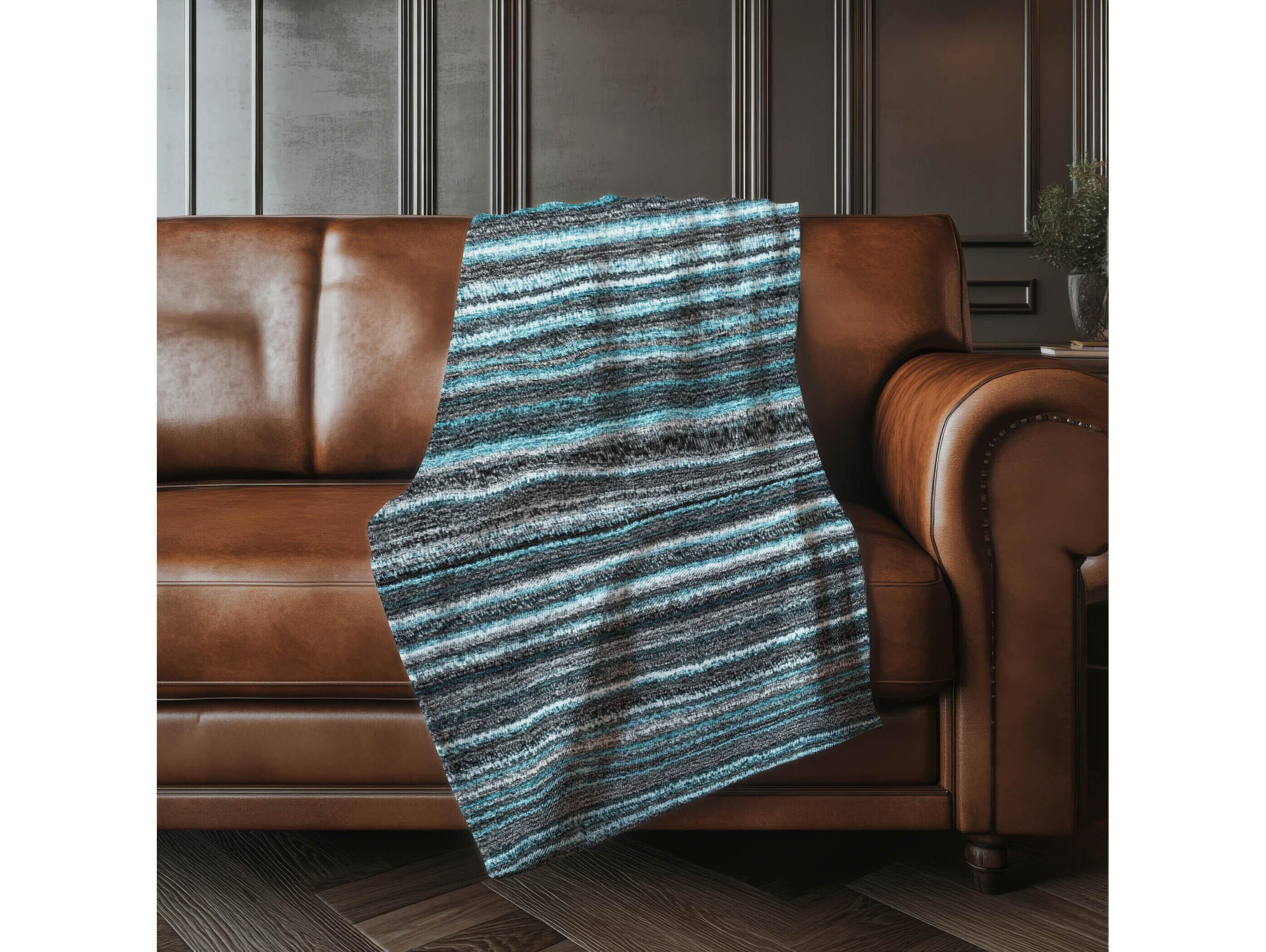 Dalyn Sherpa Teal Polyester Throw
