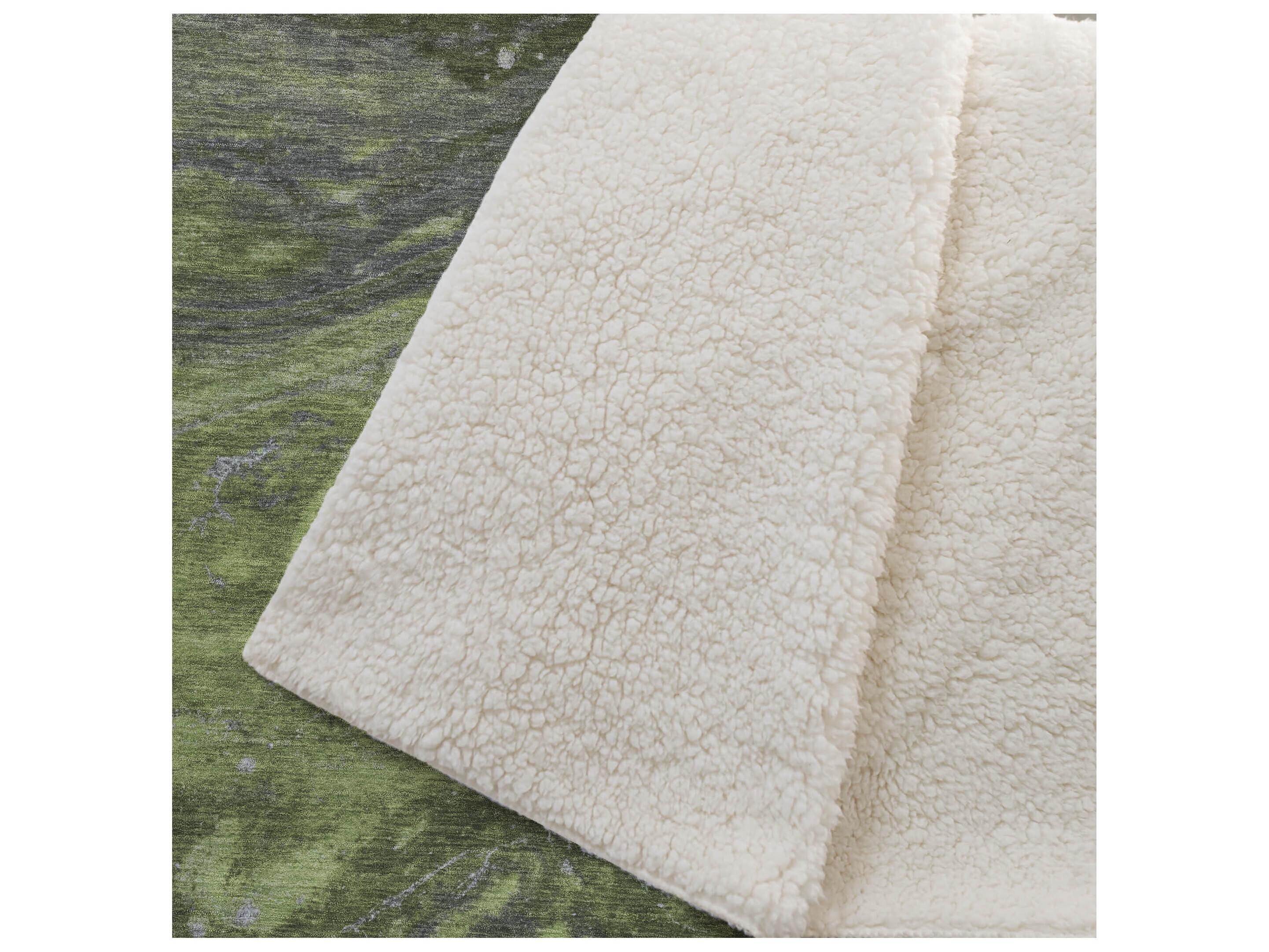 Dalyn Sherpa Green Polyester Throw