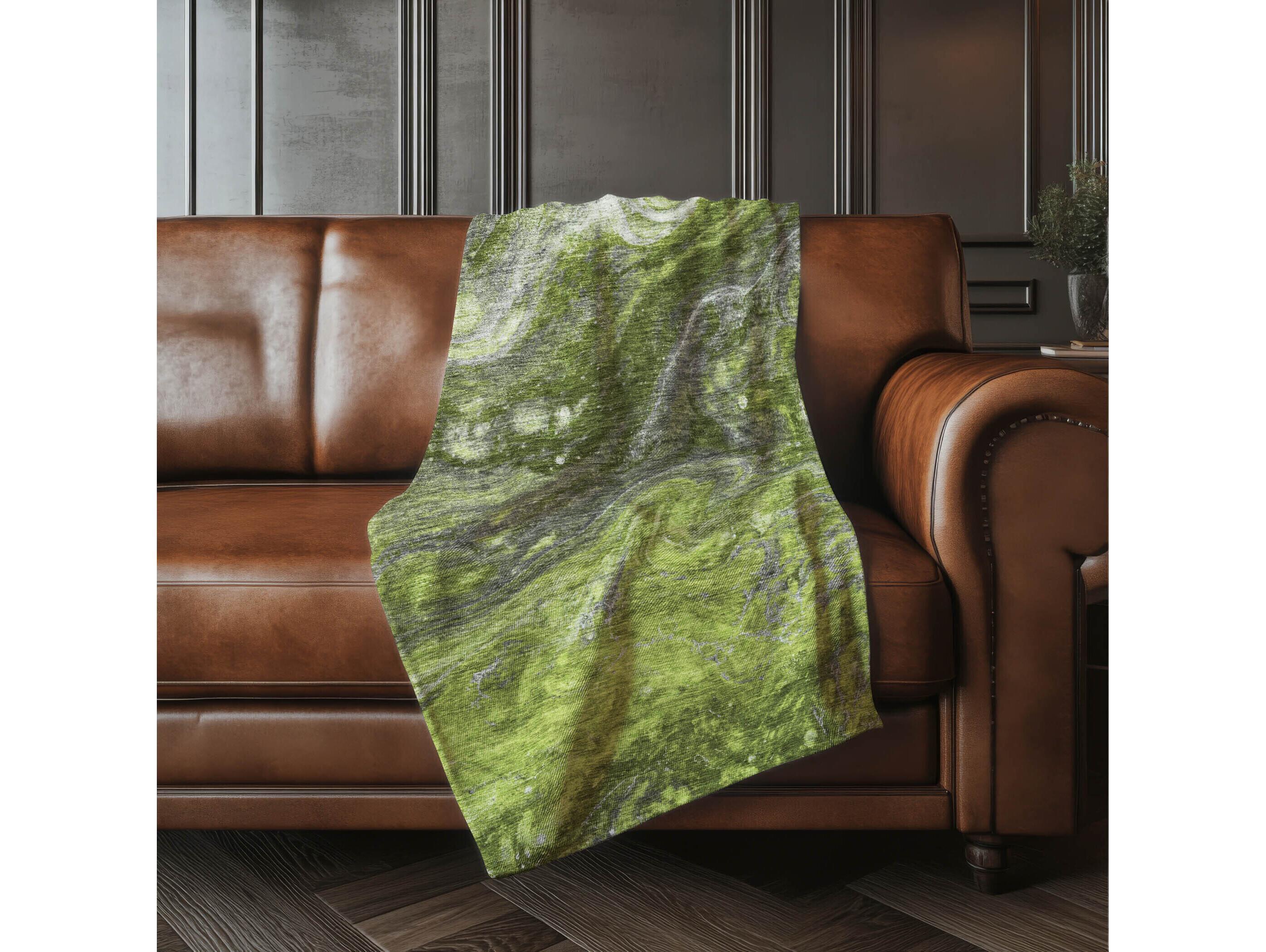 Dalyn Sherpa Green Polyester Throw