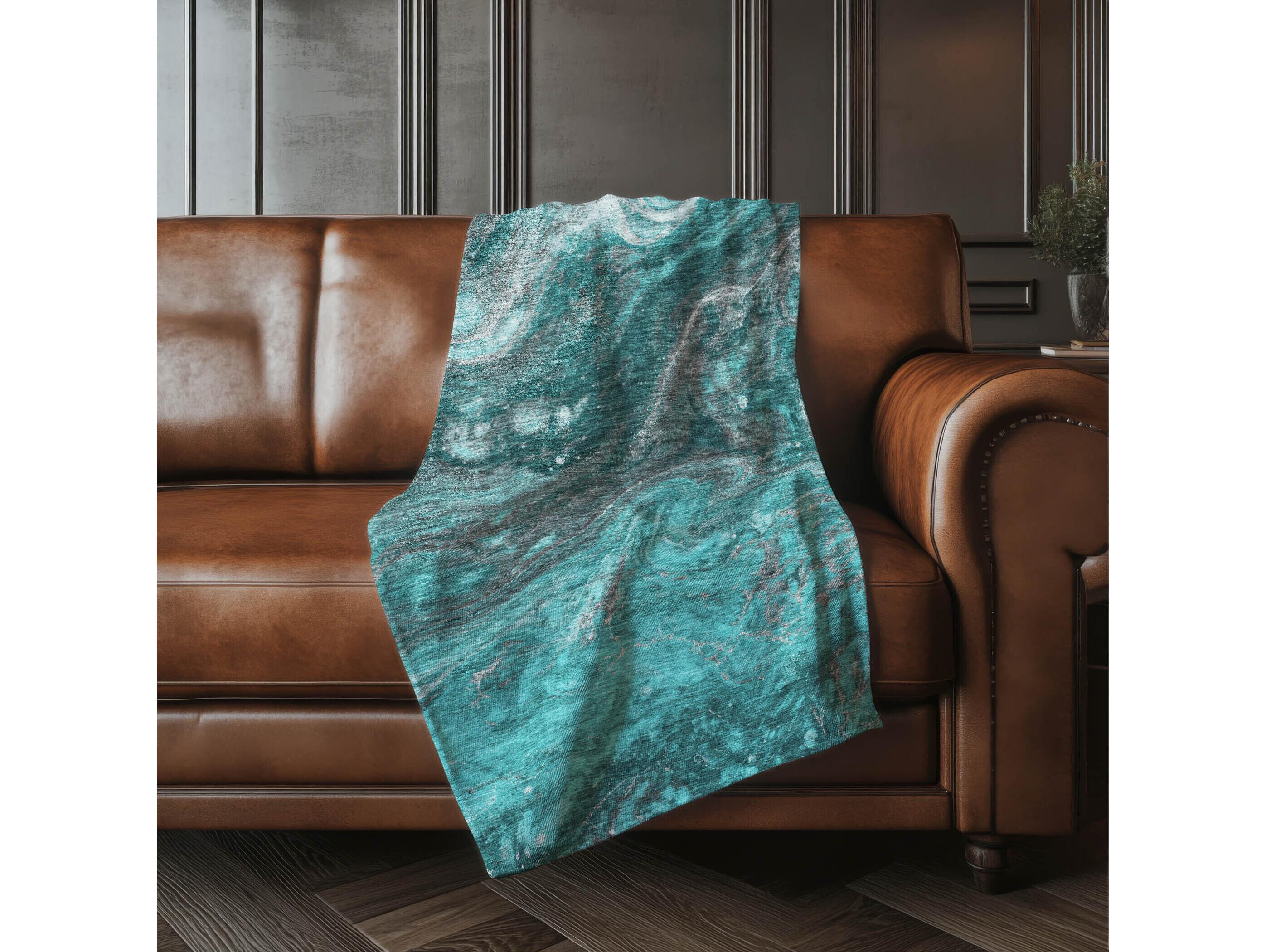 Dalyn Sherpa Teal Polyester Throw