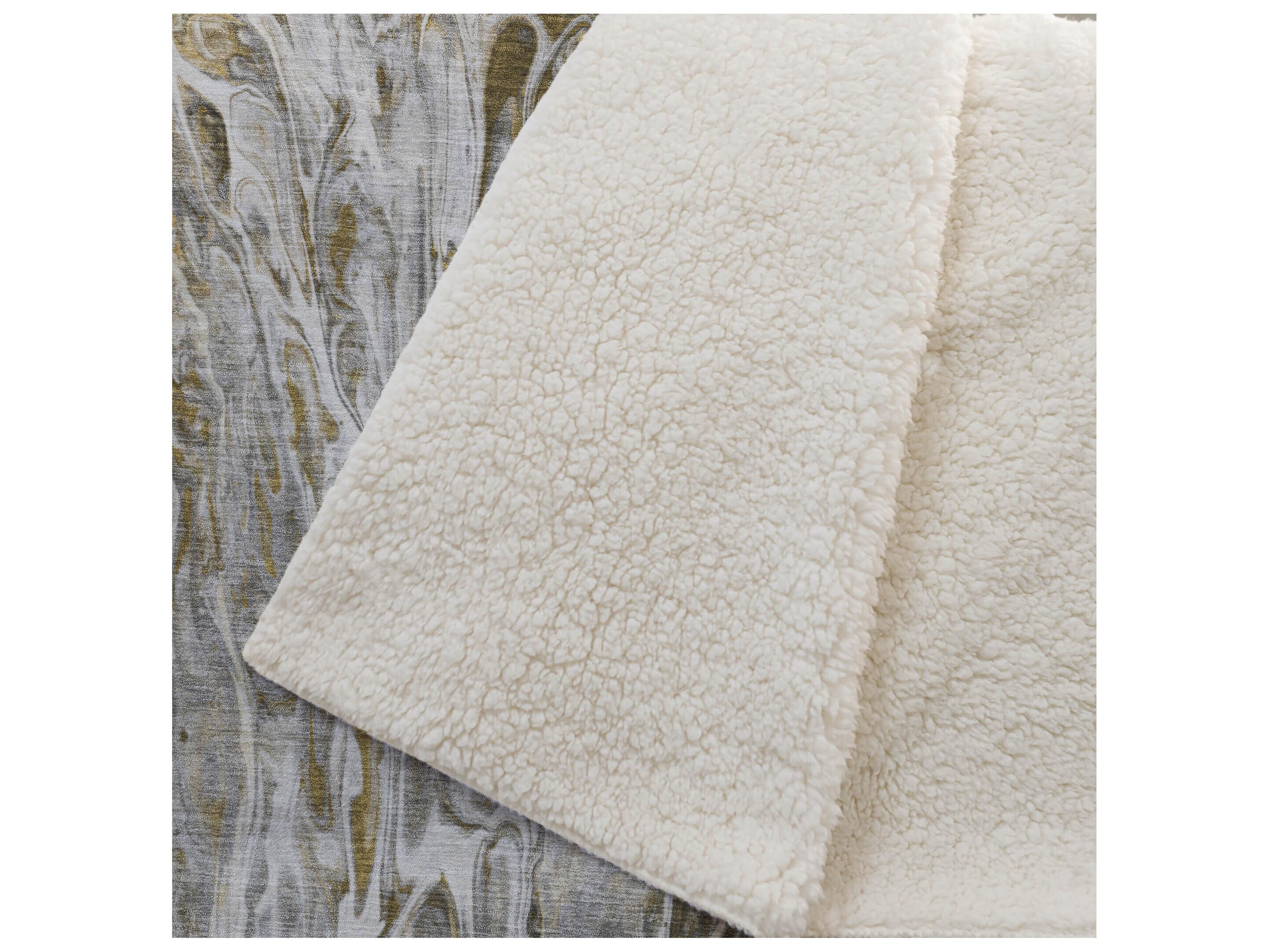 Dalyn Sherpa Brown Polyester Throw