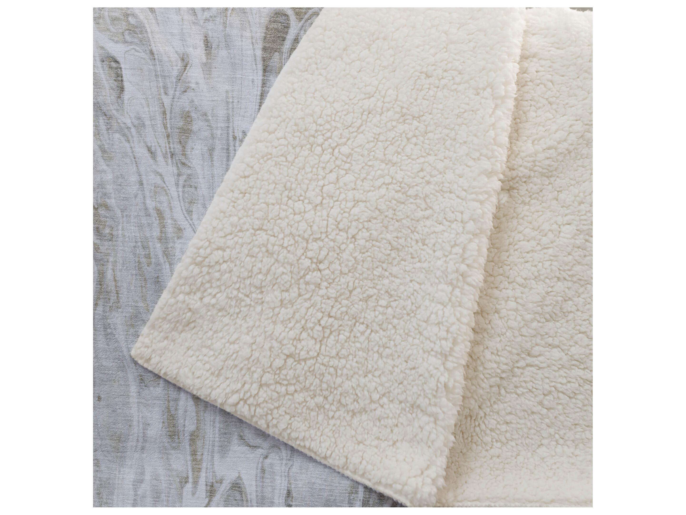 Dalyn Sherpa Brown Polyester Throw