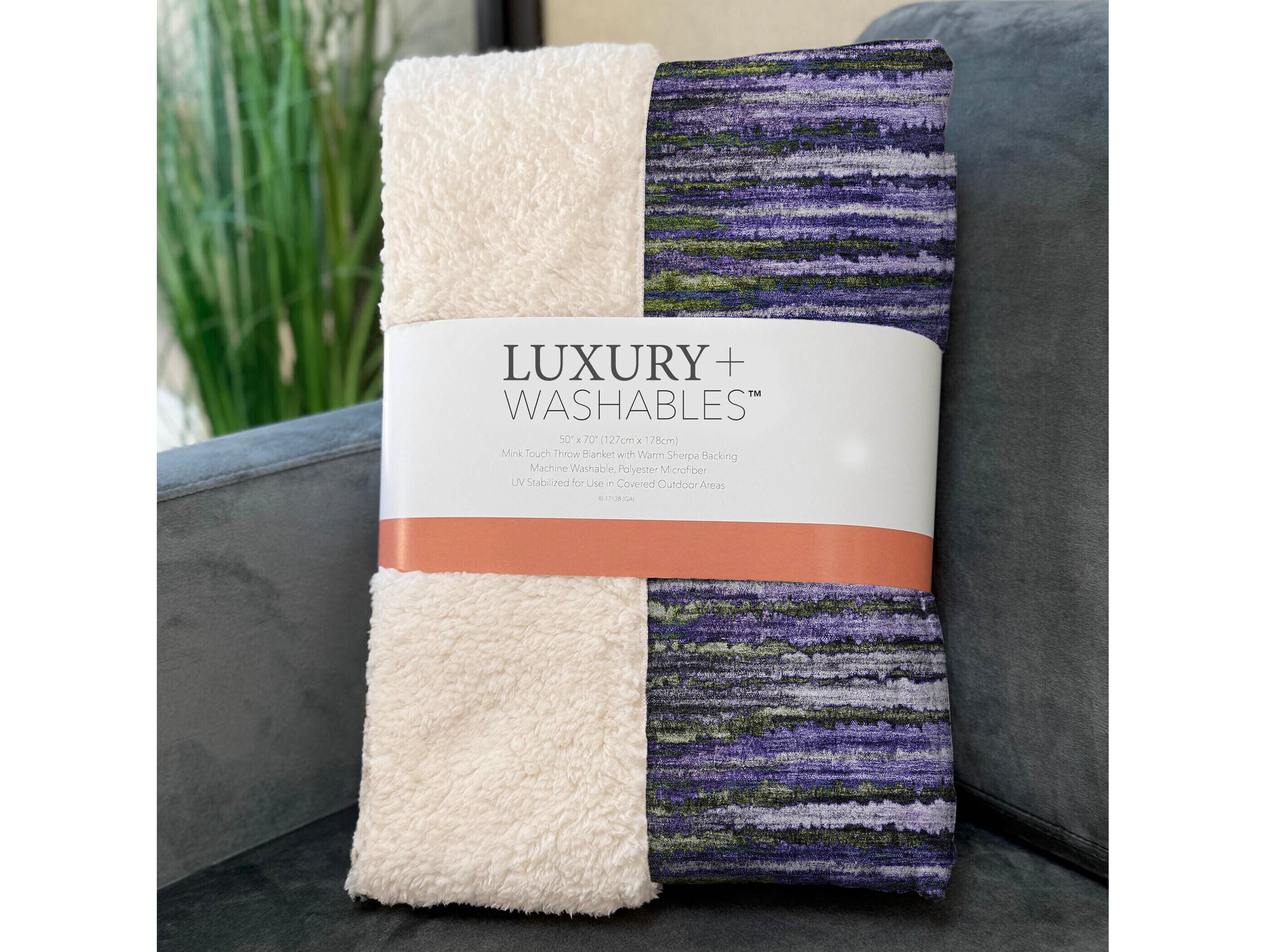 Dalyn Sherpa Purple Polyester Throw