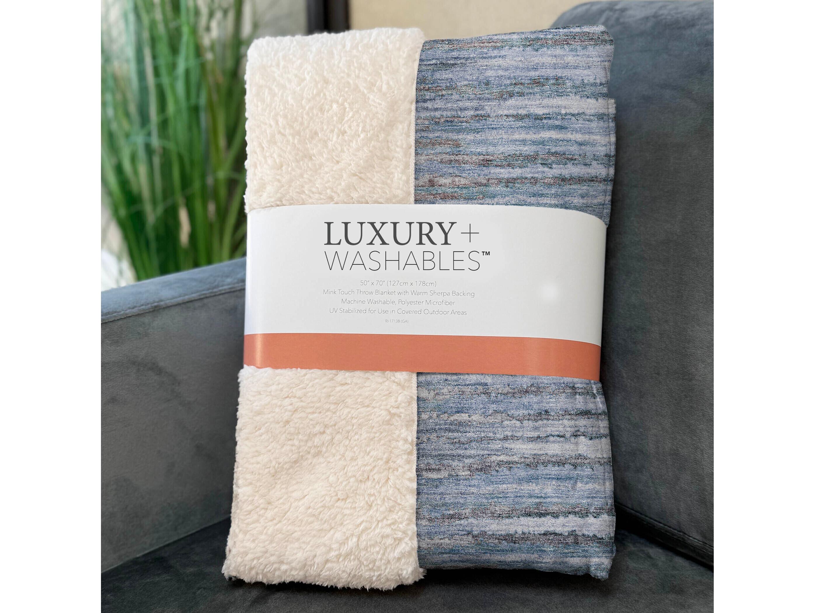 Dalyn Sherpa Blue Polyester Throw