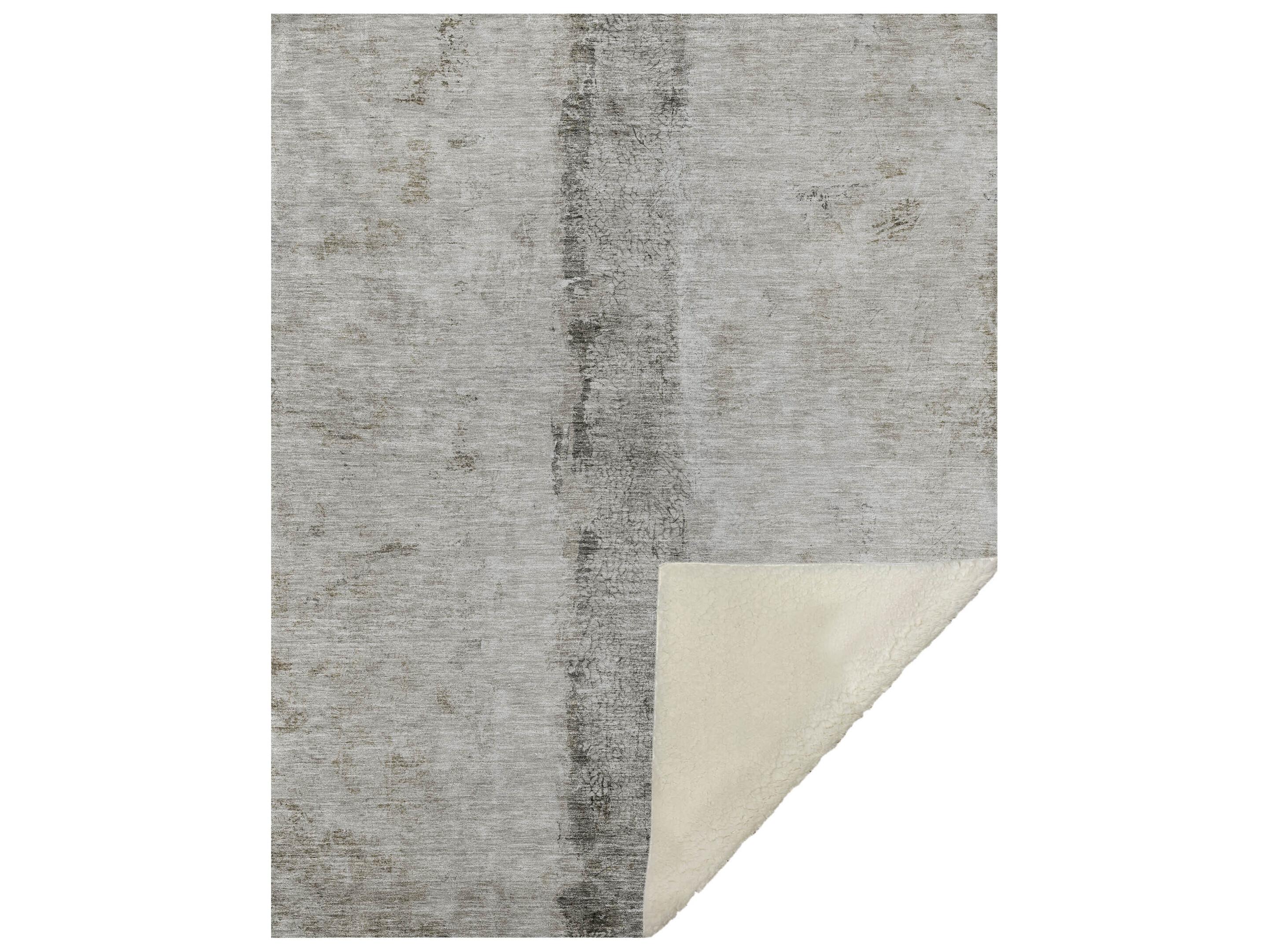 Dalyn Sherpa Brown Polyester Throw