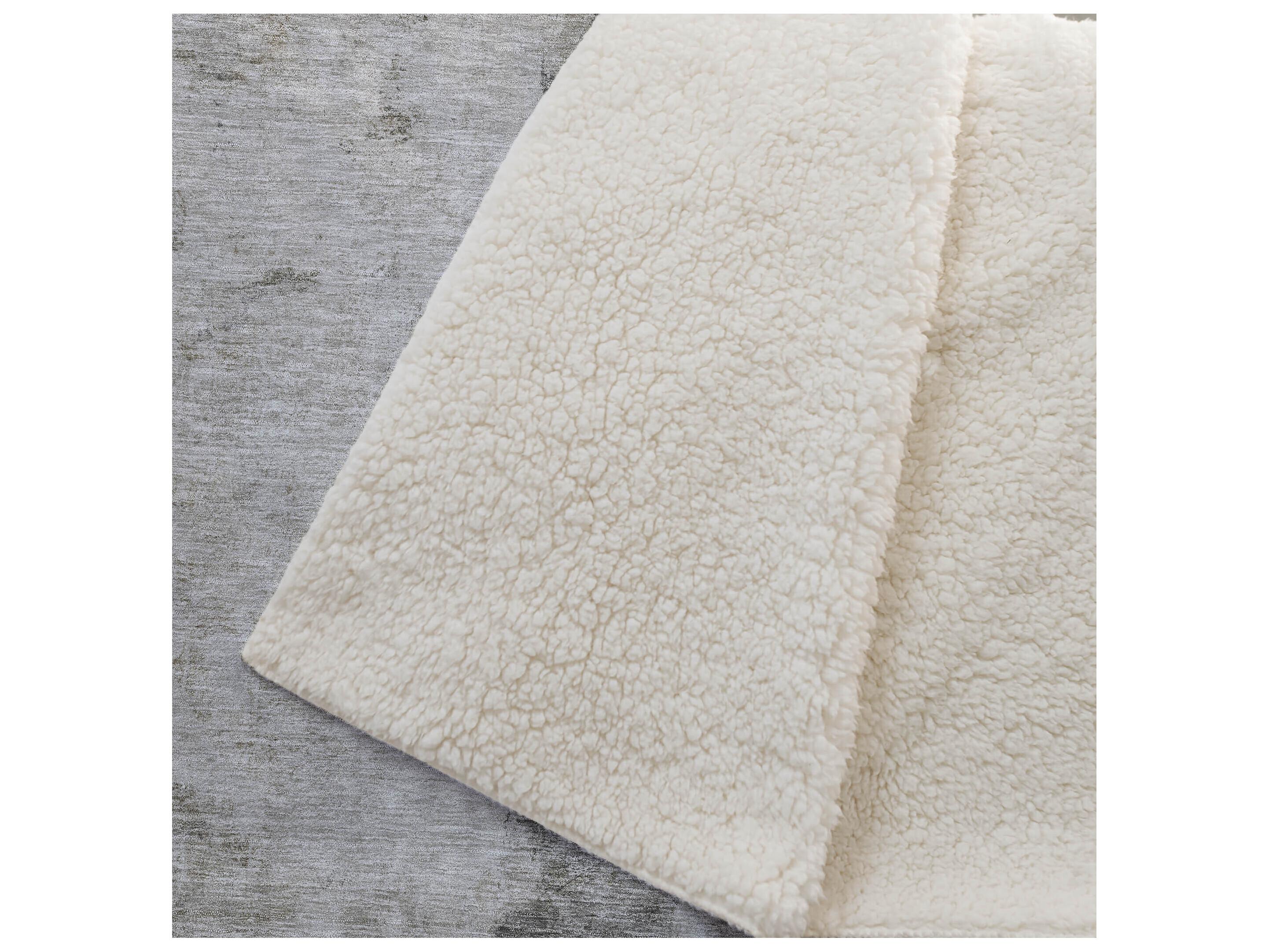 Dalyn Sherpa Brown Polyester Throw