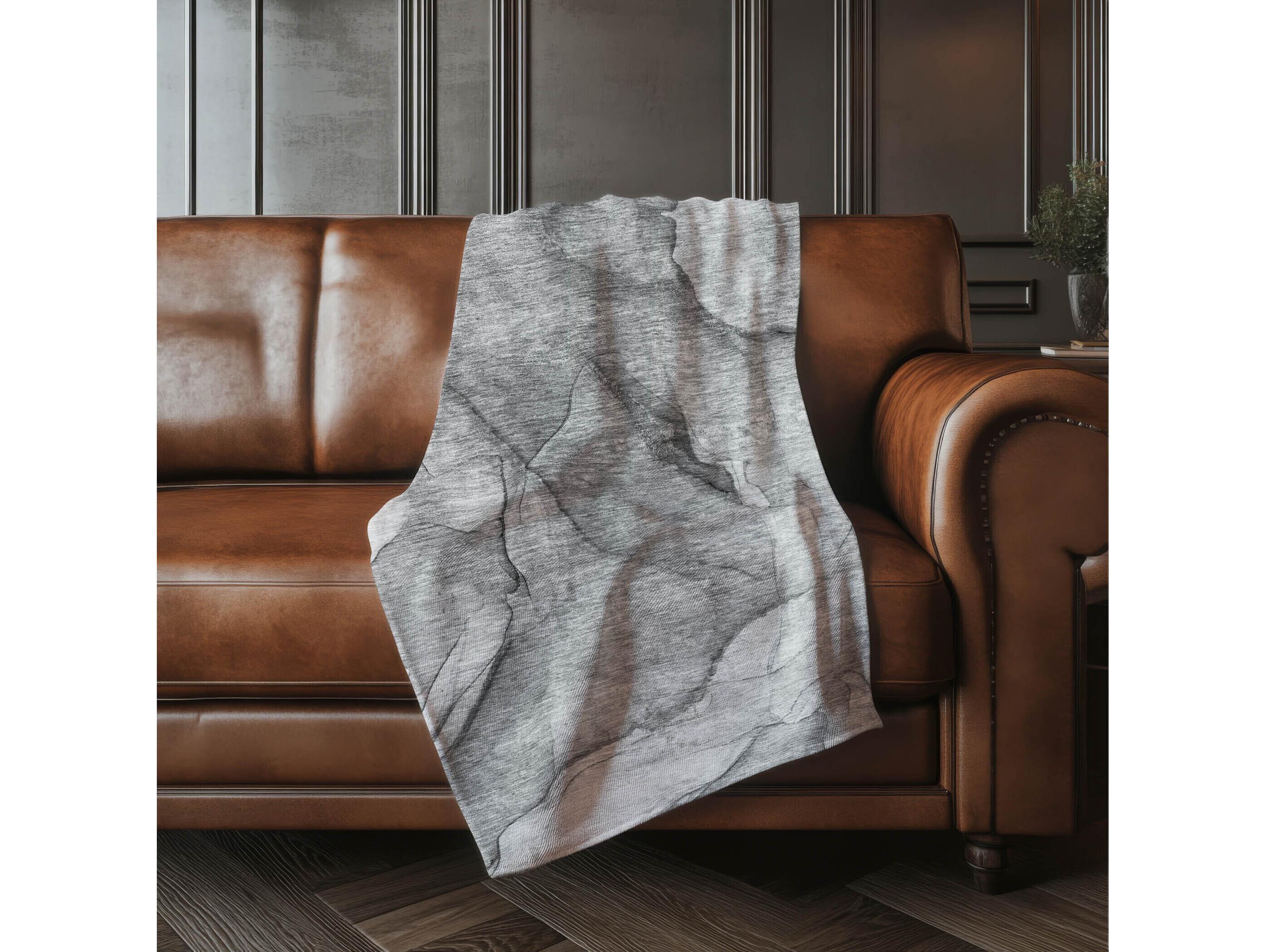 Dalyn Sherpa Gray Polyester Throw