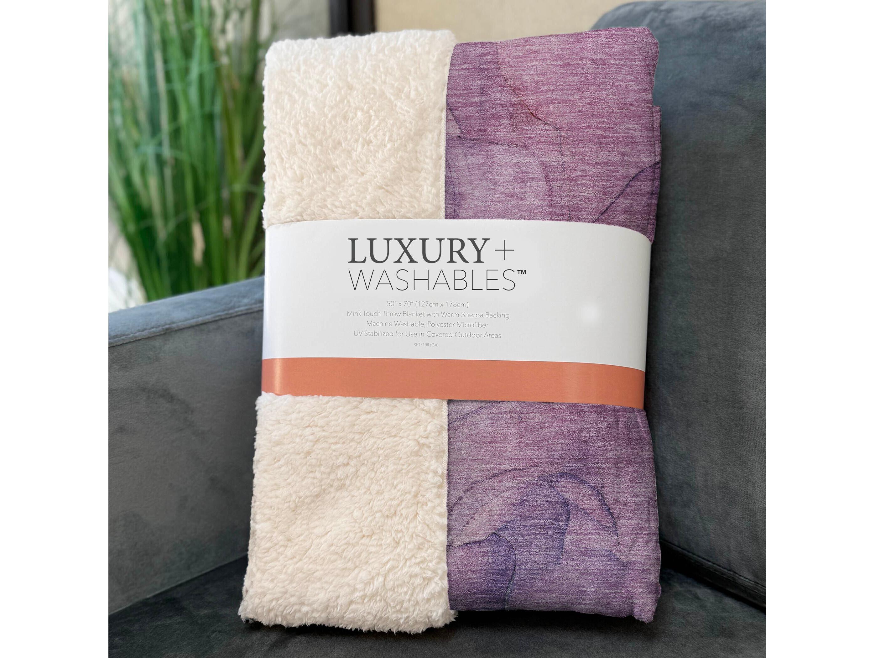 Dalyn Sherpa Purple Polyester Throw