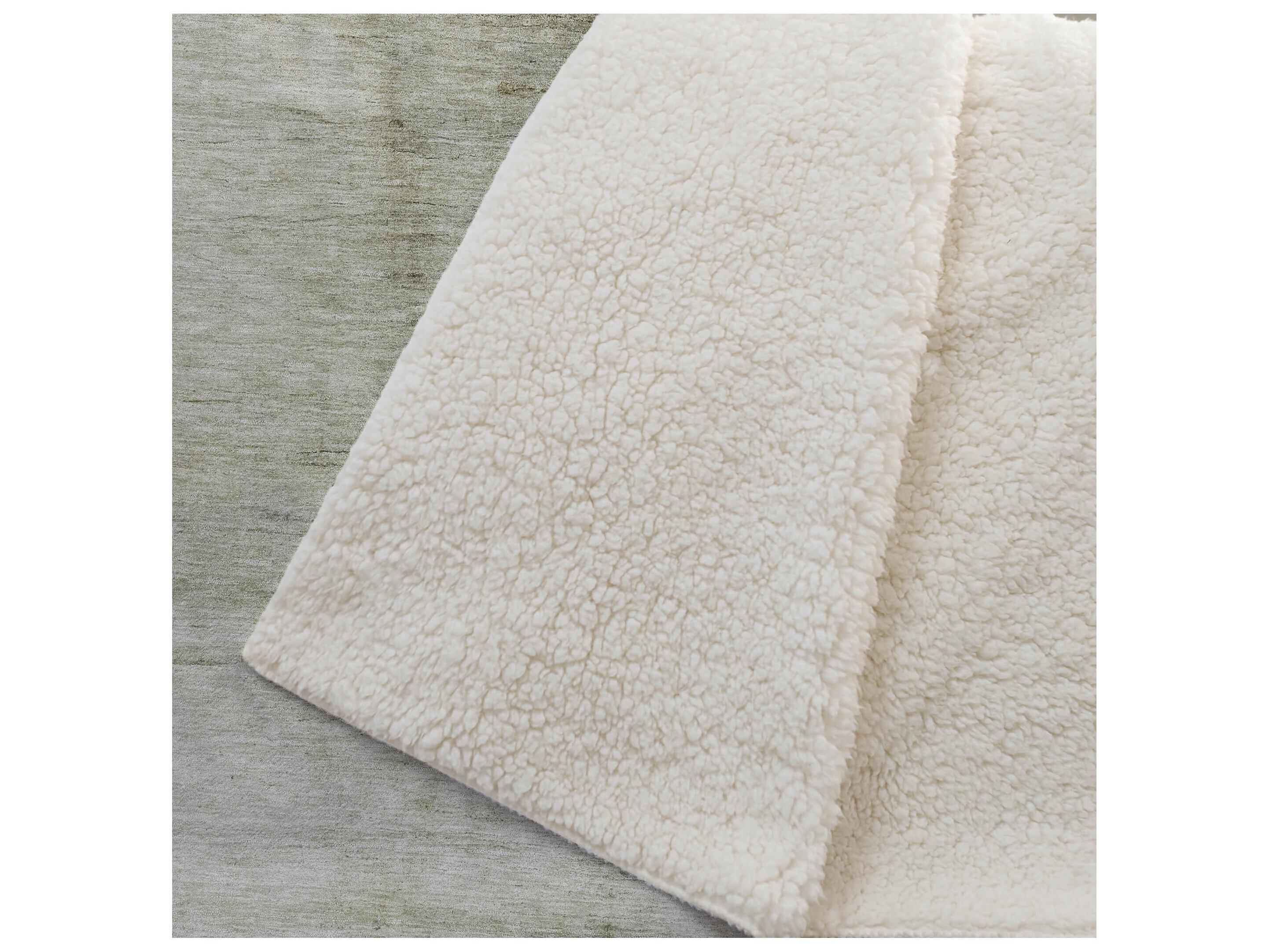 Dalyn Sherpa Brown Polyester Throw