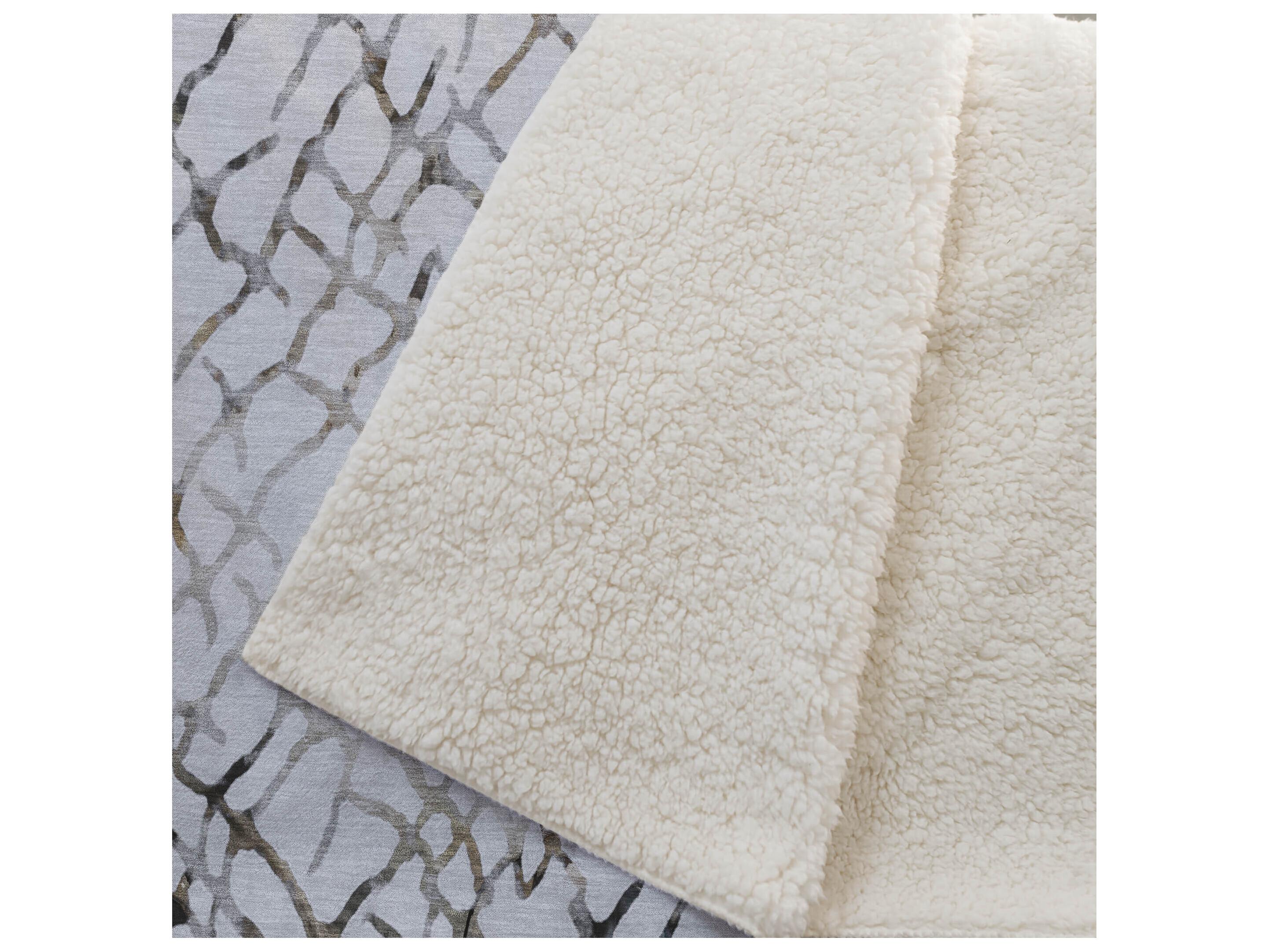 Dalyn Sherpa Gray Polyester Throw