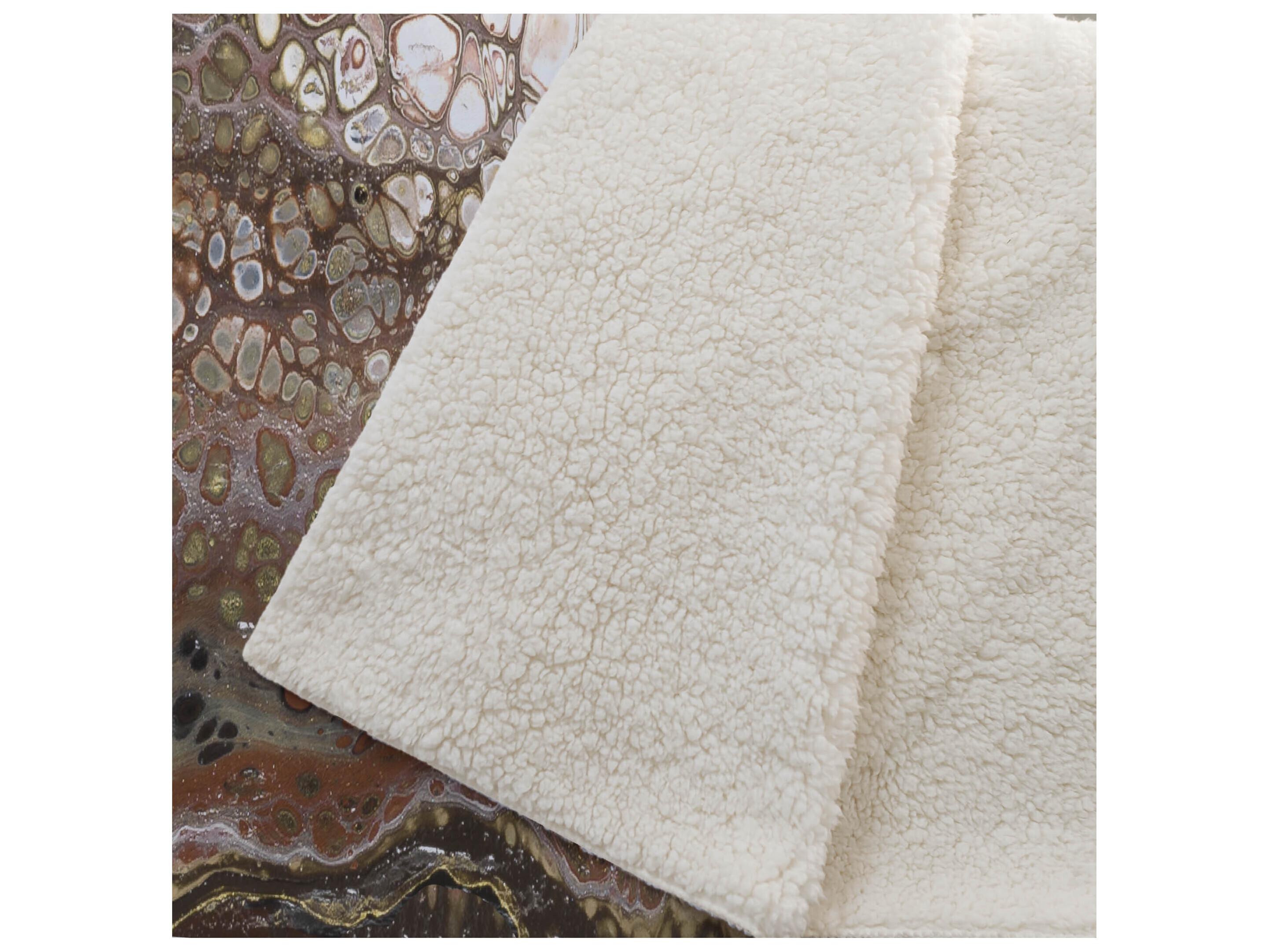 Dalyn Sherpa Brown Polyester Throw