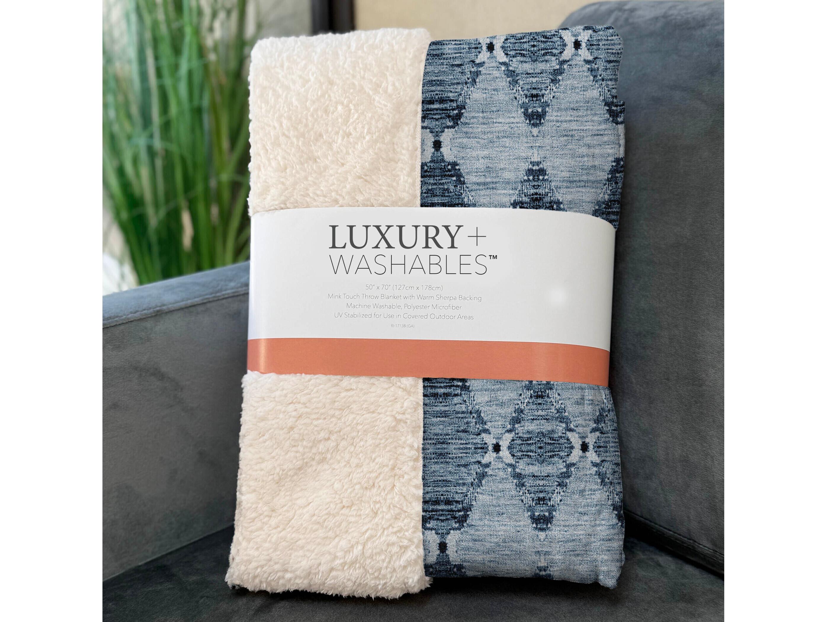 Dalyn Sherpa Blue Polyester Throw