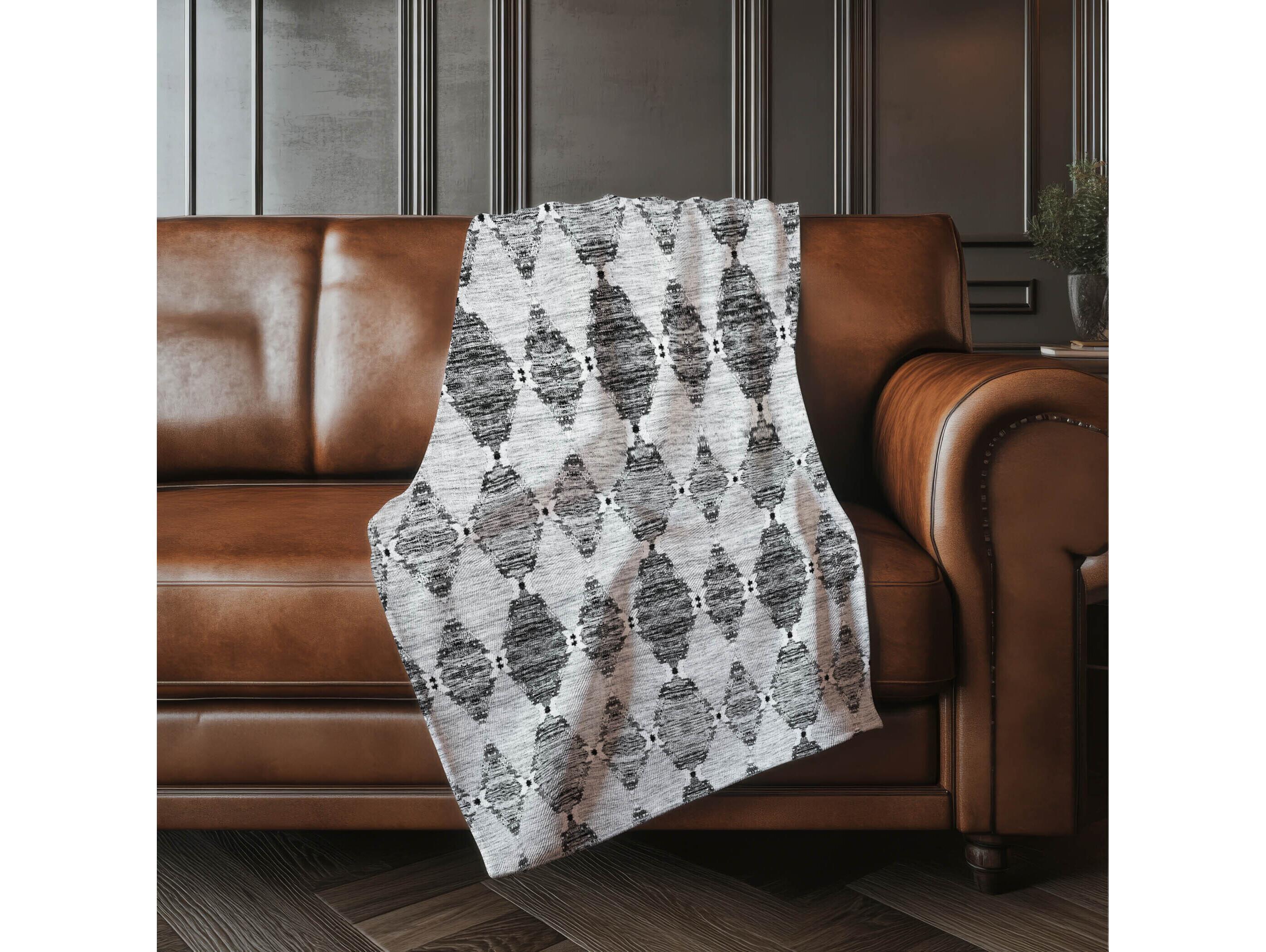 Dalyn Sherpa Gray Polyester Throw