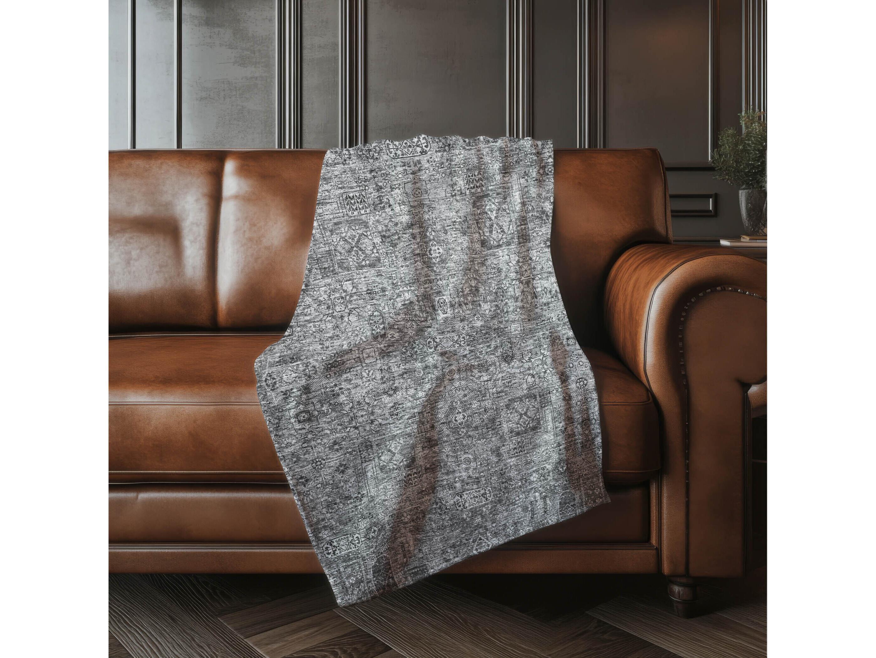 Dalyn Sherpa Gray Polyester Throw