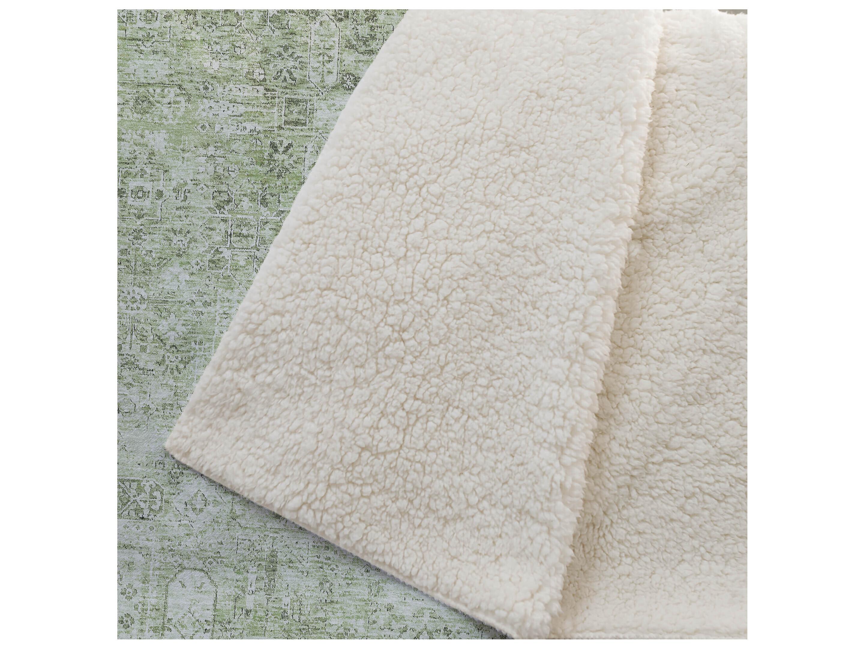 Dalyn Sherpa Green Polyester Throw