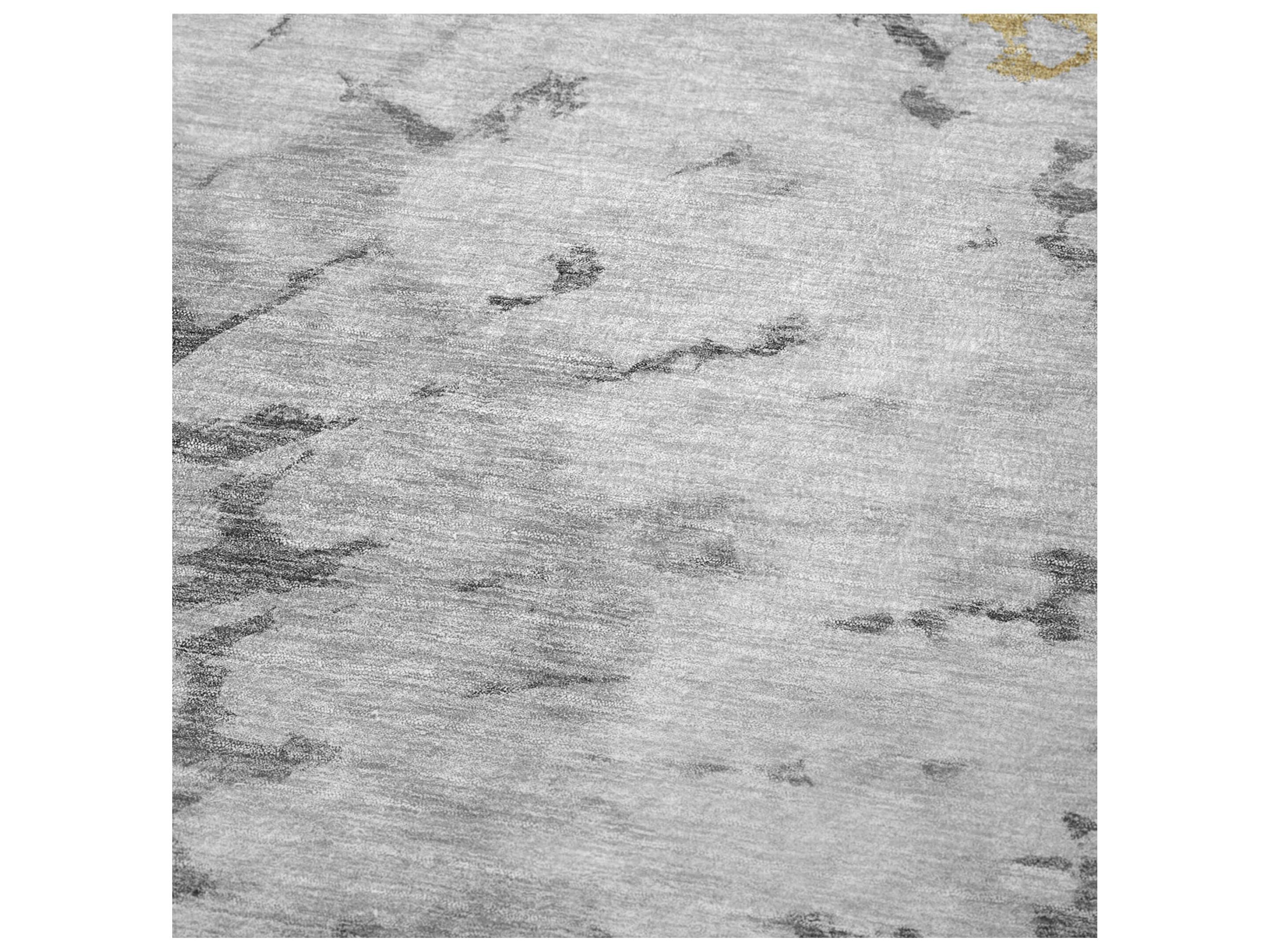 Dalyn Sherpa Gray Polyester Throw