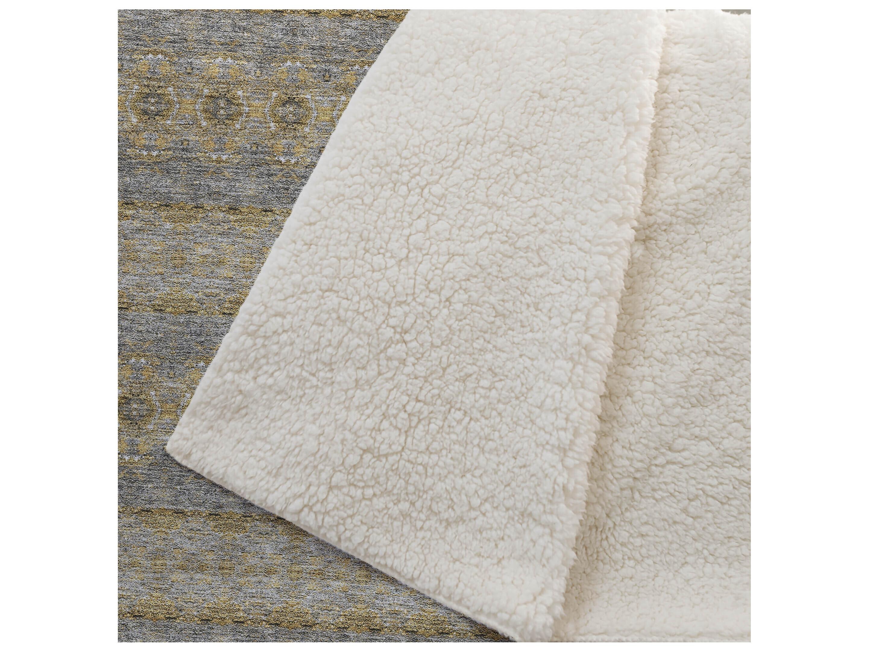 Dalyn Sherpa Gold Polyester Throw