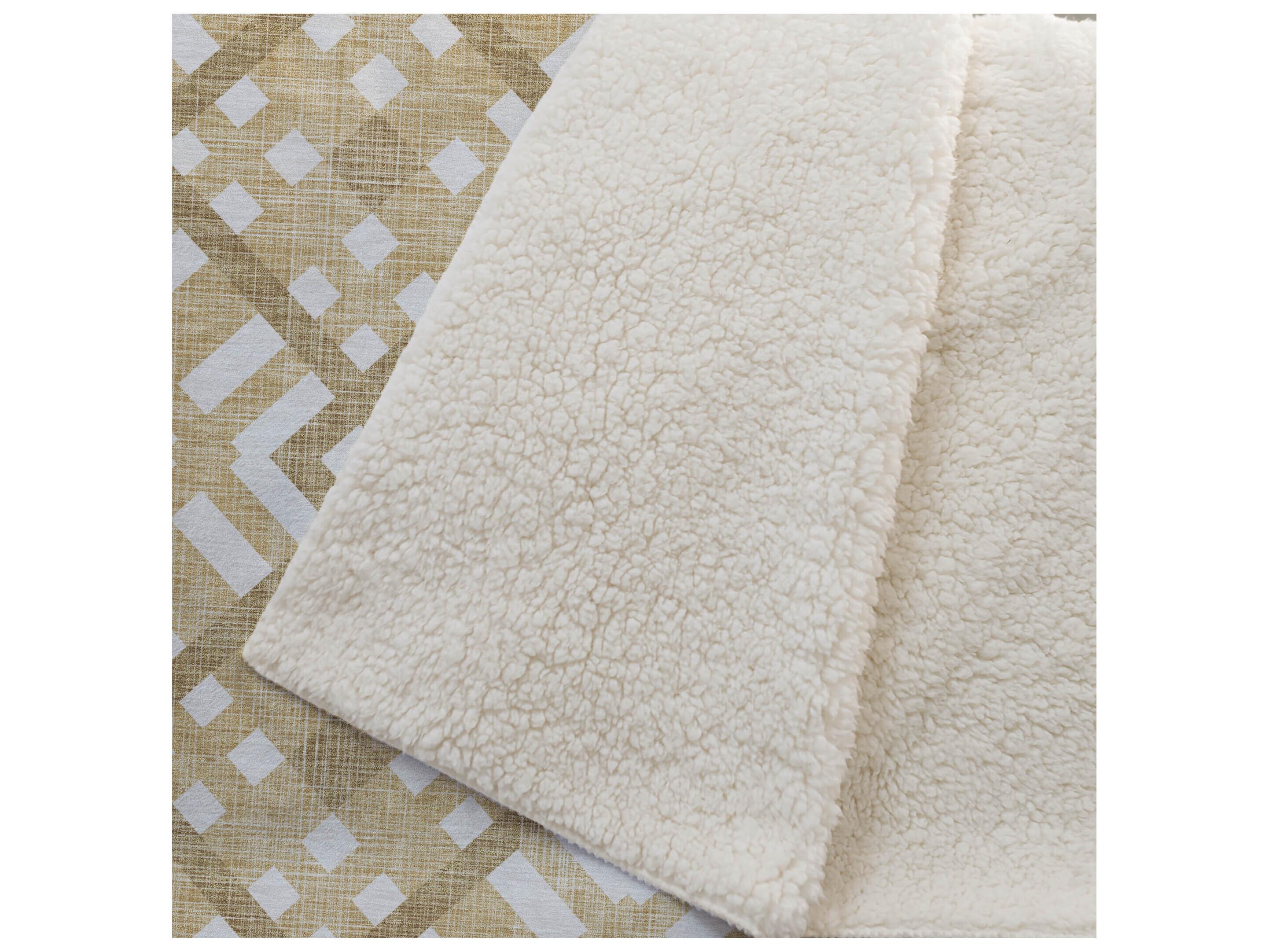 Dalyn Sherpa Gold Polyester Throw